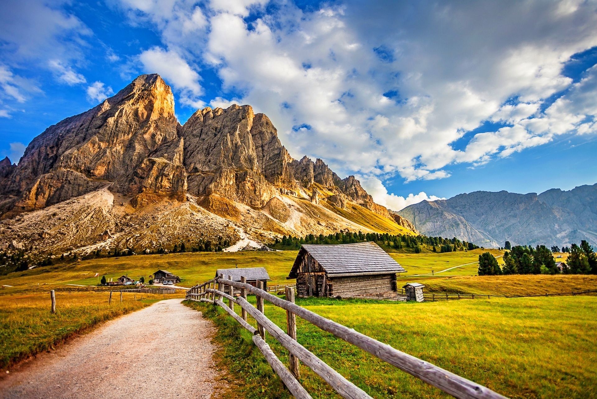 Dolomiti, capanne alpine, prato verde, 1920x1284 Full HD+, Desktop