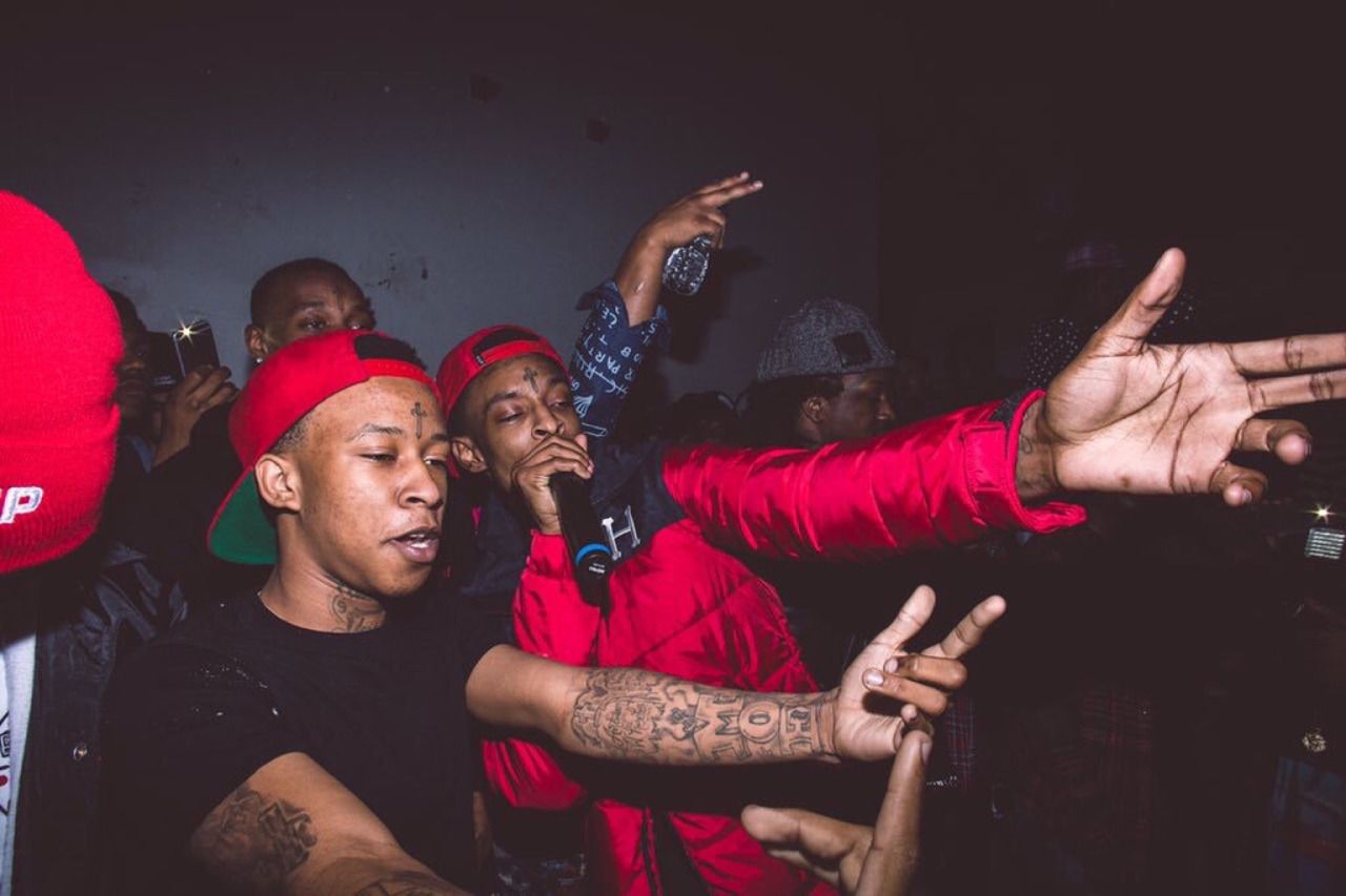 Rapper con logo Supreme, streetwear, 750x1275 Verticale, Telefono