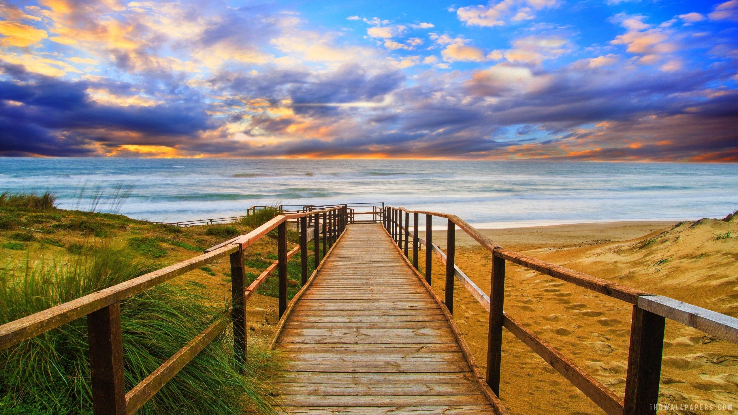 Passerella di legno verso spiaggia, 2560x1440 2K, Desktop