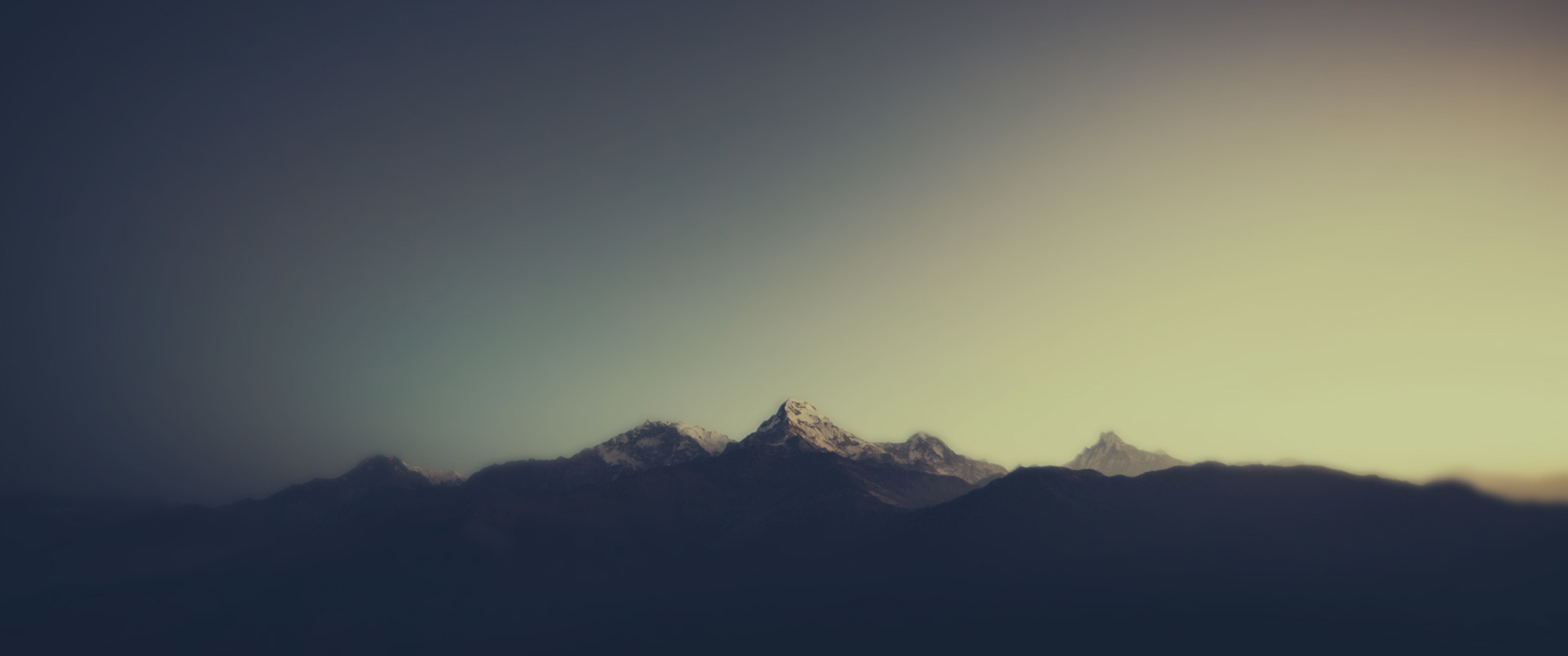 Silhouette montagne al tramonto, 3440x1440 21:9, Ultrawide