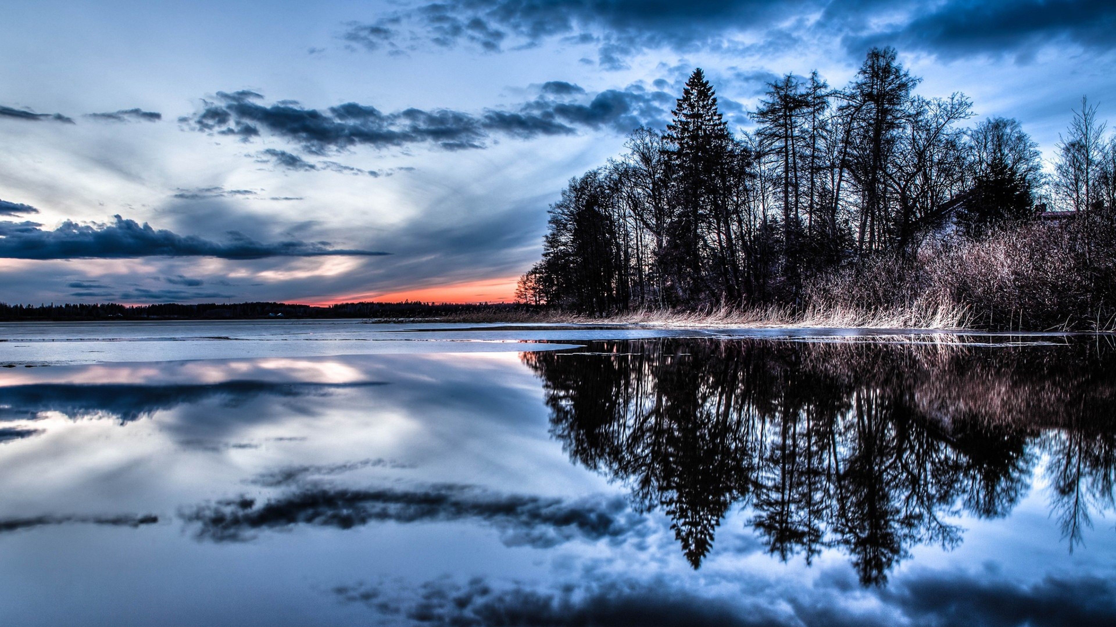 Lago con riflesso alberi tramonto, 3840x2160 UHD, Monitor 4K