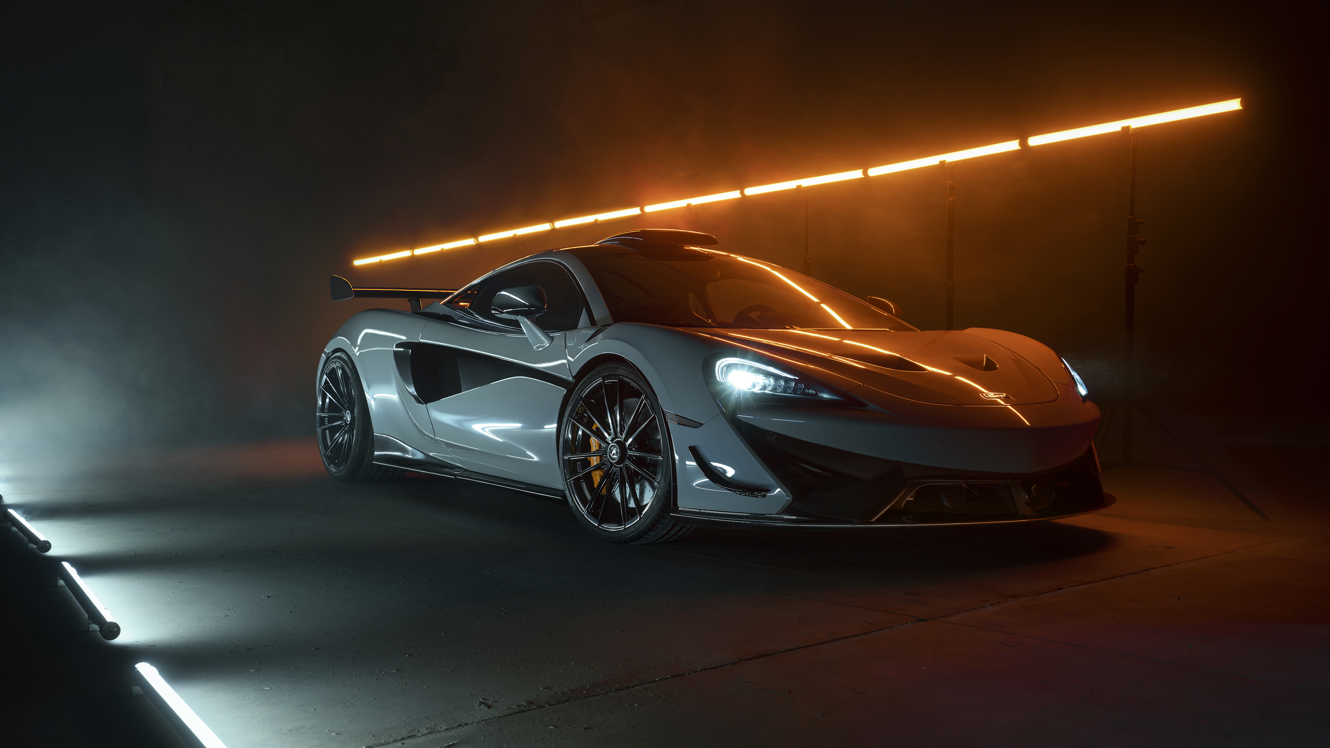 McLaren 620R Novitec sportiva grigia, supercar britannica, 5120x2880 4K Ultra HD, Monitor 4K
