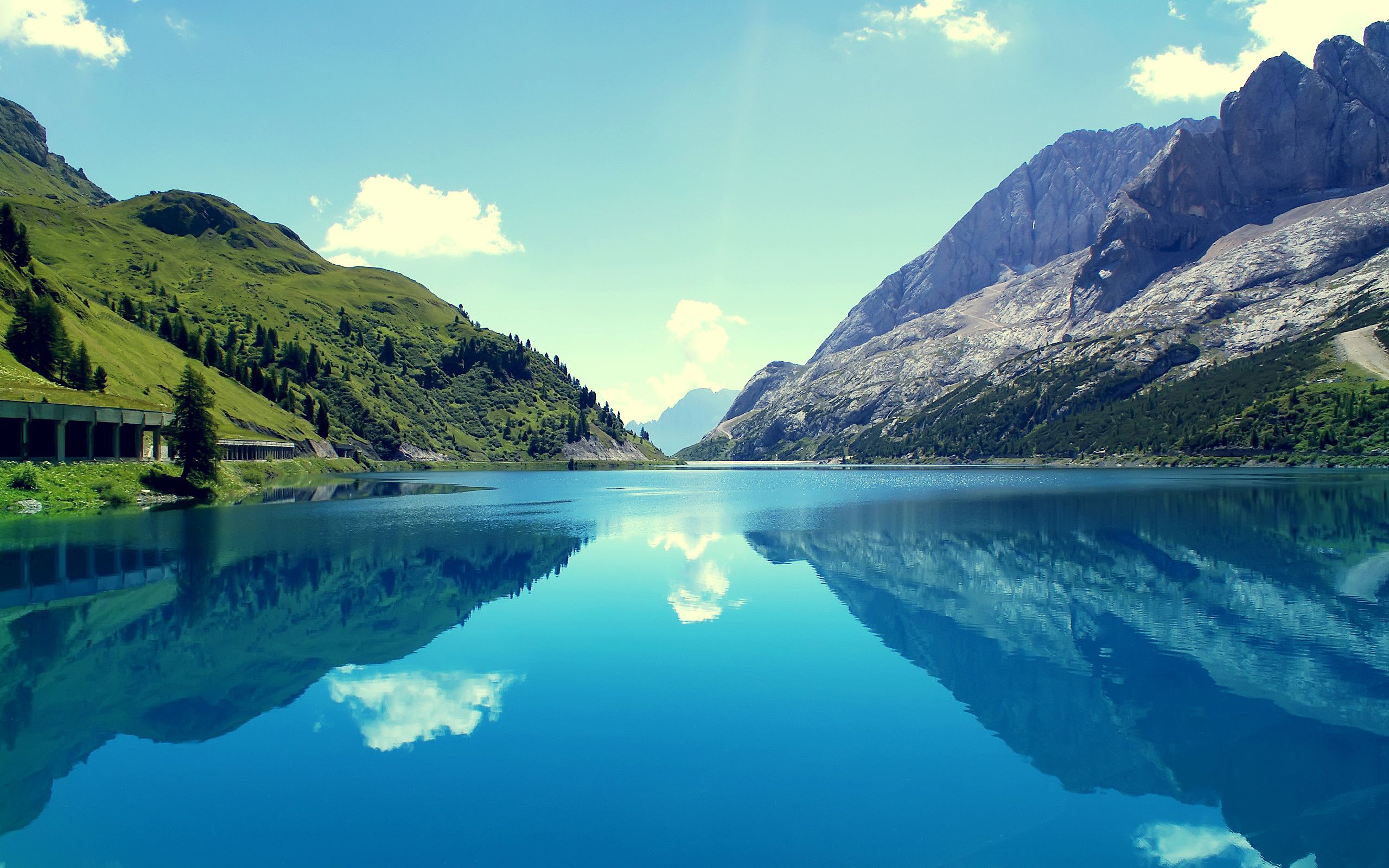 Lago alpino turchese montagne, 2560x1600 2K+, Desktop