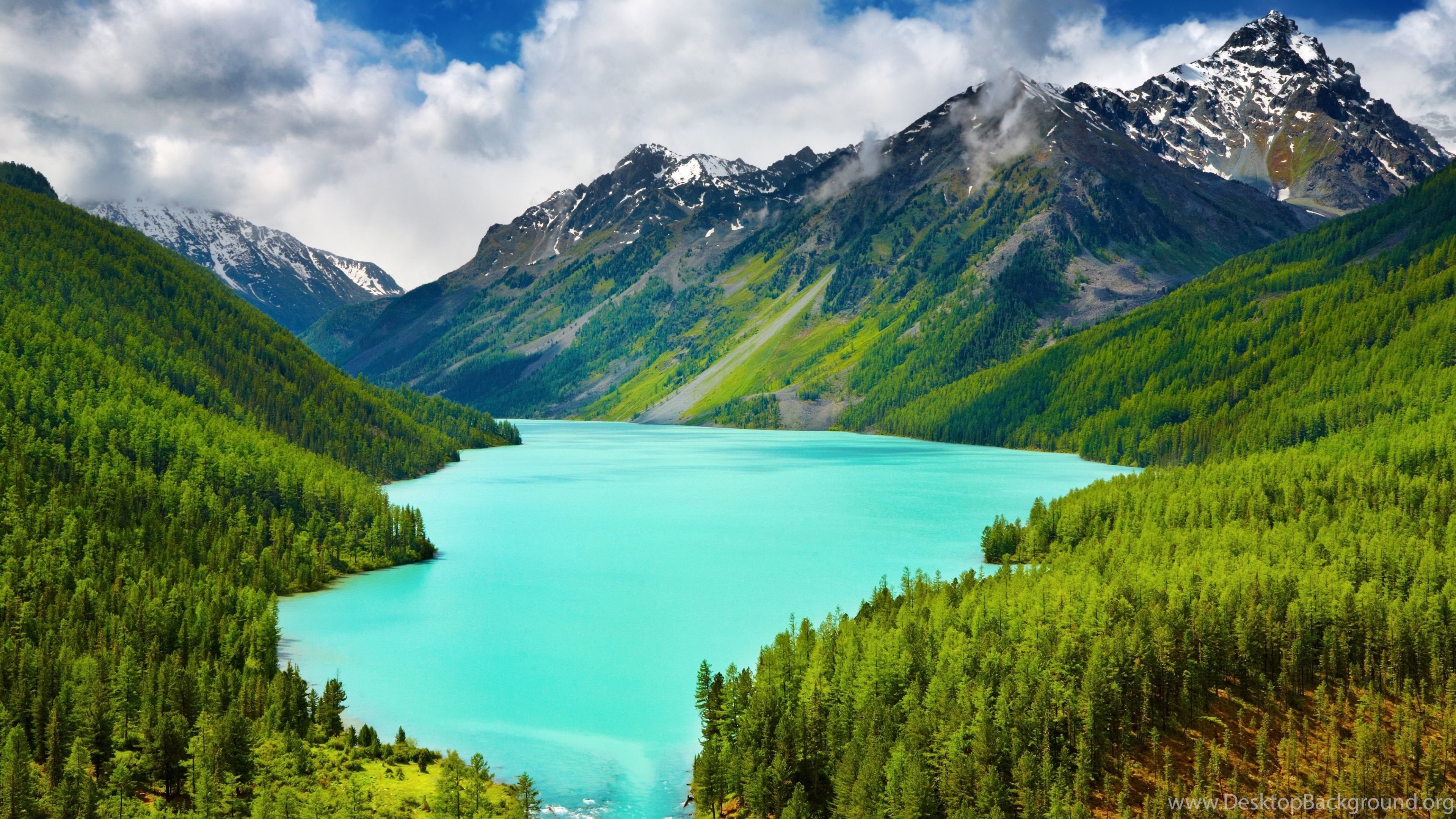 Lago turchese tra montagne, 3840x2160 4K Ultra HD, Desktop