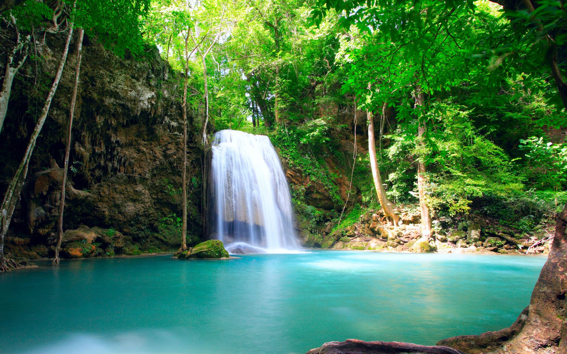 Cascata con laguna turchese, 1920x1200 Full HD+, iMac
