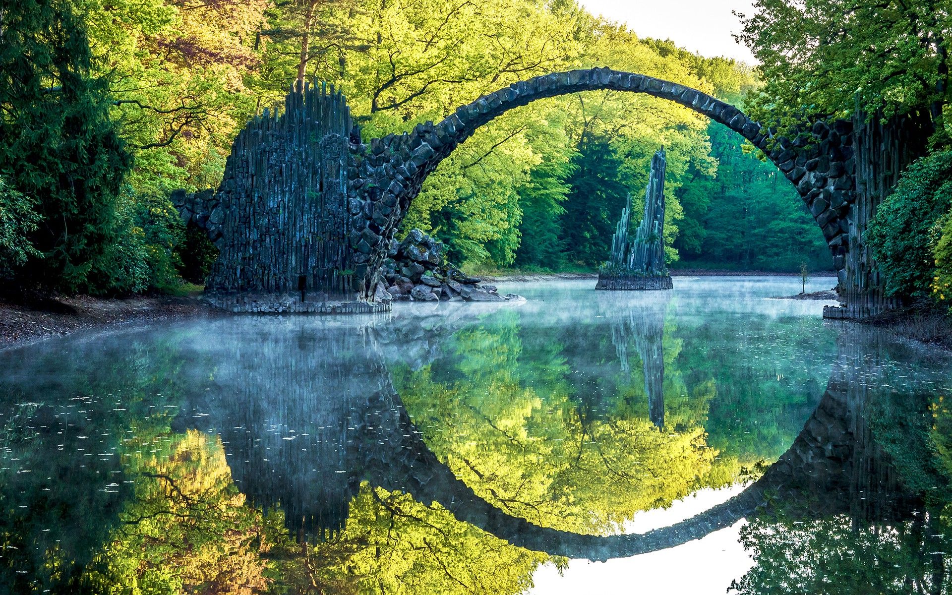 Ponte in pietra su fiume, 1920x1200 Full HD+ WUXGA, Desktop