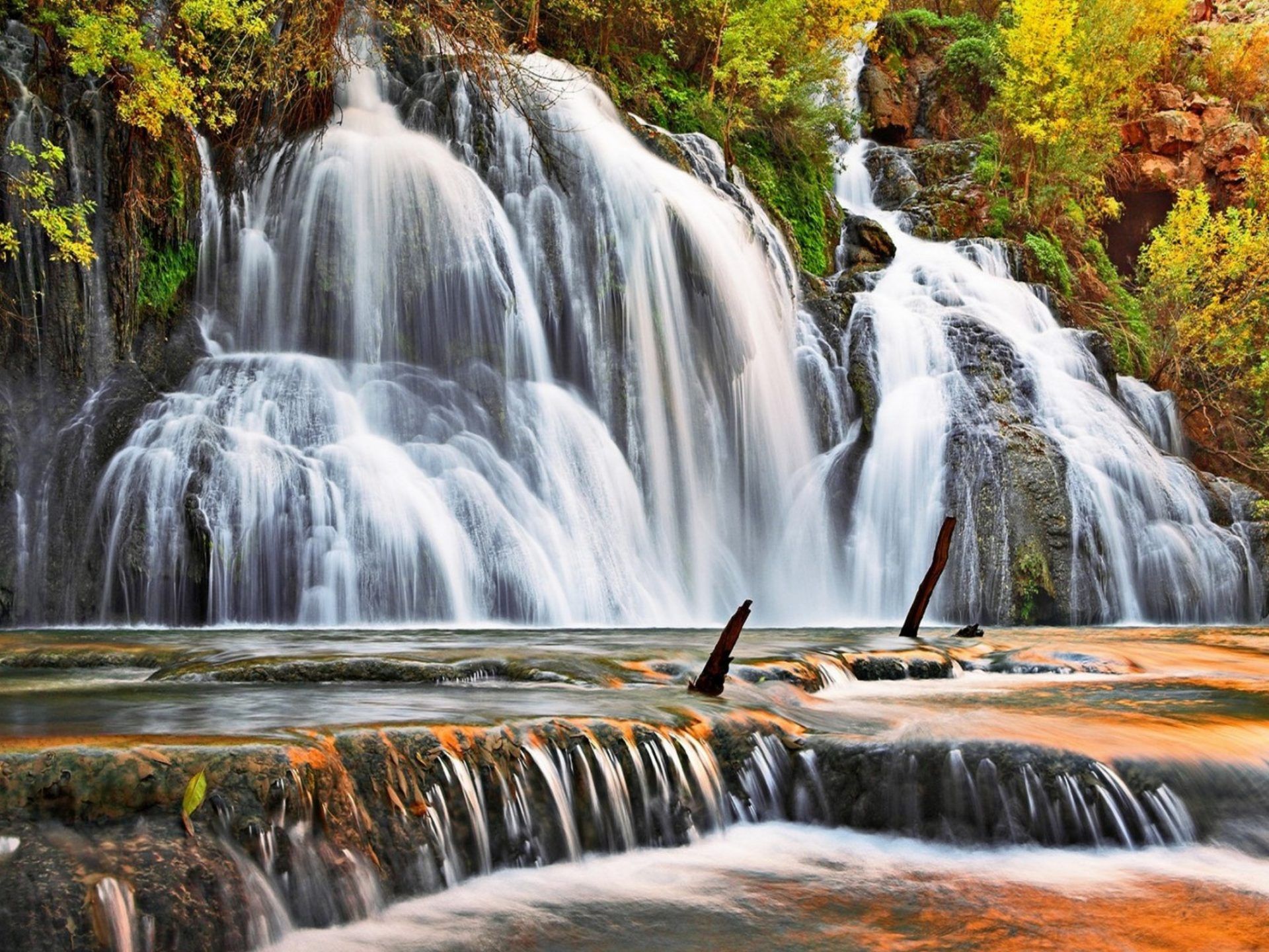Cascata autunnale nella natura, 1920x1440 Full HD+, Desktop
