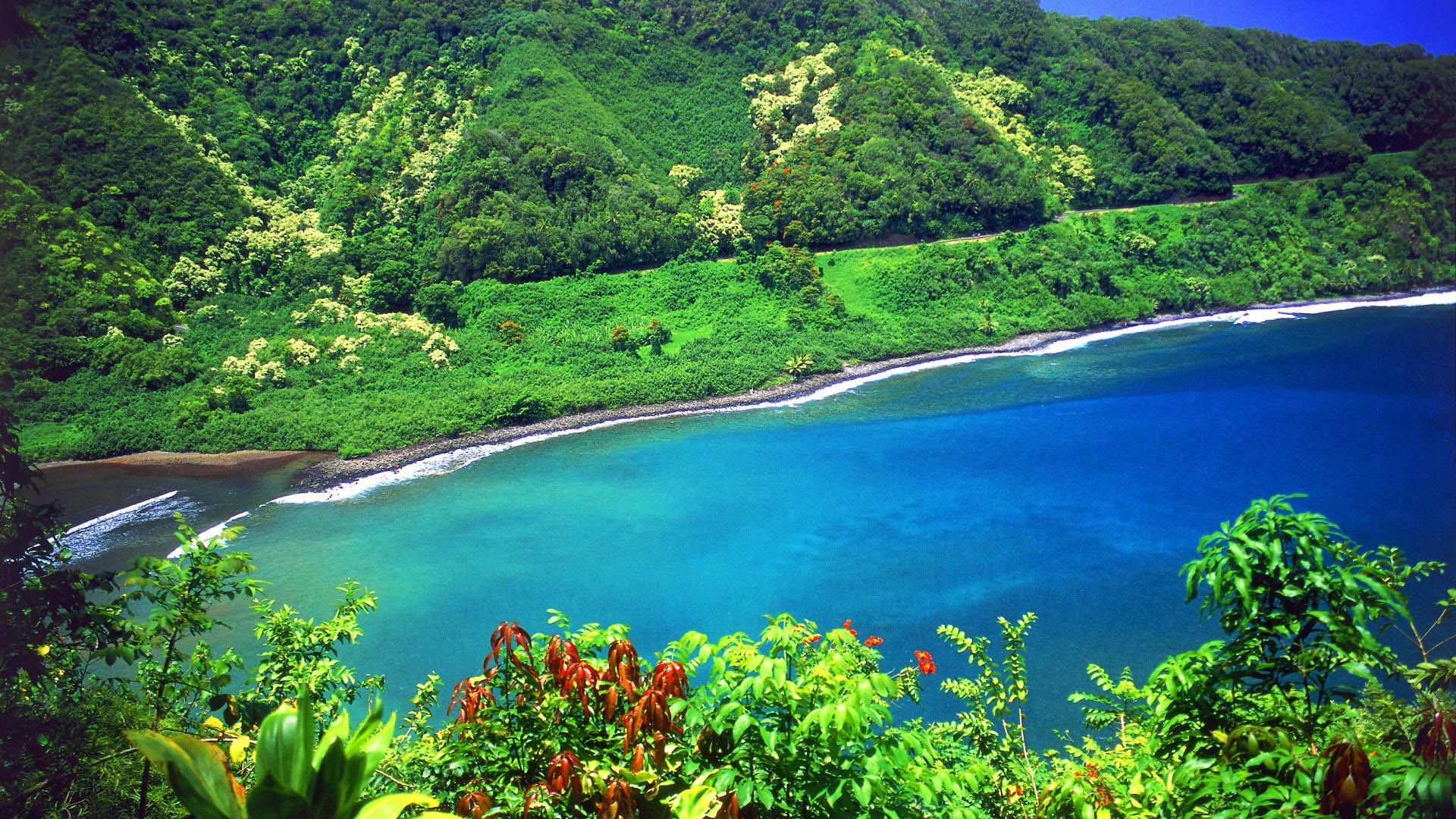 Baia tropicale con spiaggia nera, 1920x1080 Full HD, Laptop