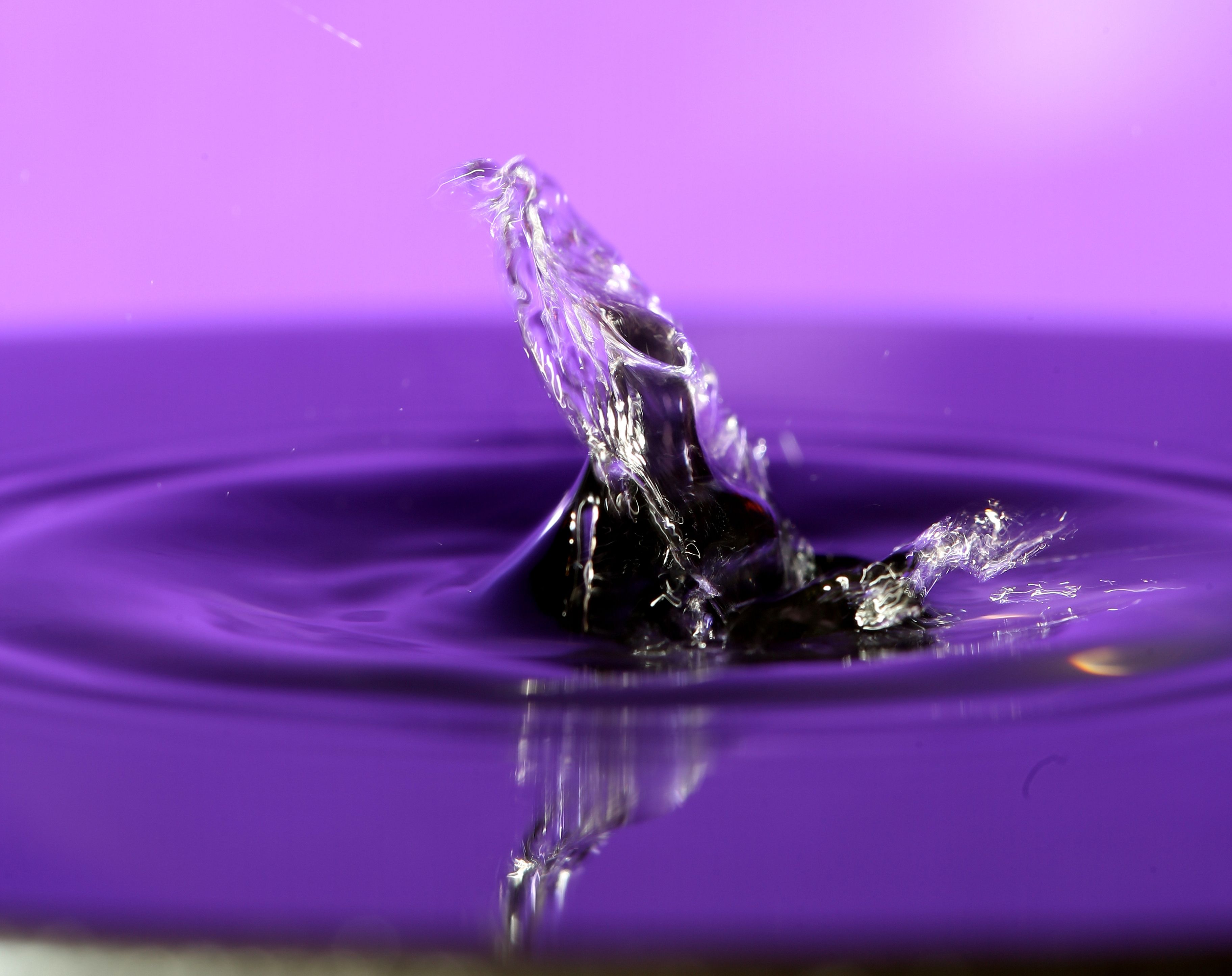 Spruzzo d'acqua viola, 3648x2891 2K, Desktop