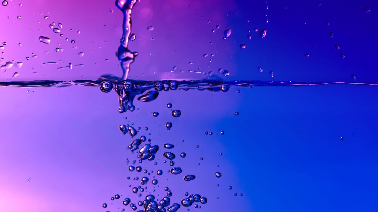 Bolle d'acqua viola blu, 1280x720 720p, PC