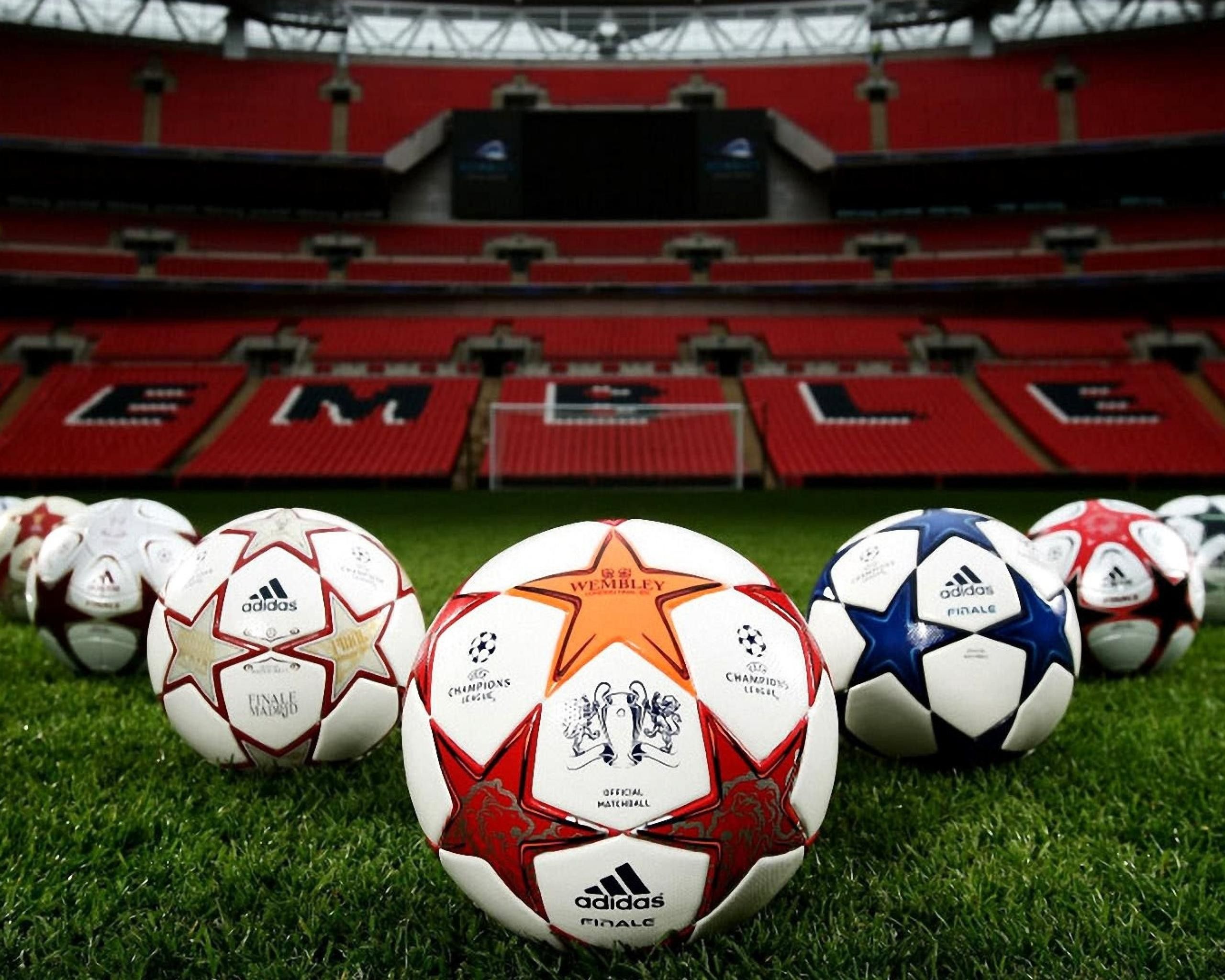 Palloni Adidas Champions League stadio, 2560x2048 2K+, Monitor Gaming