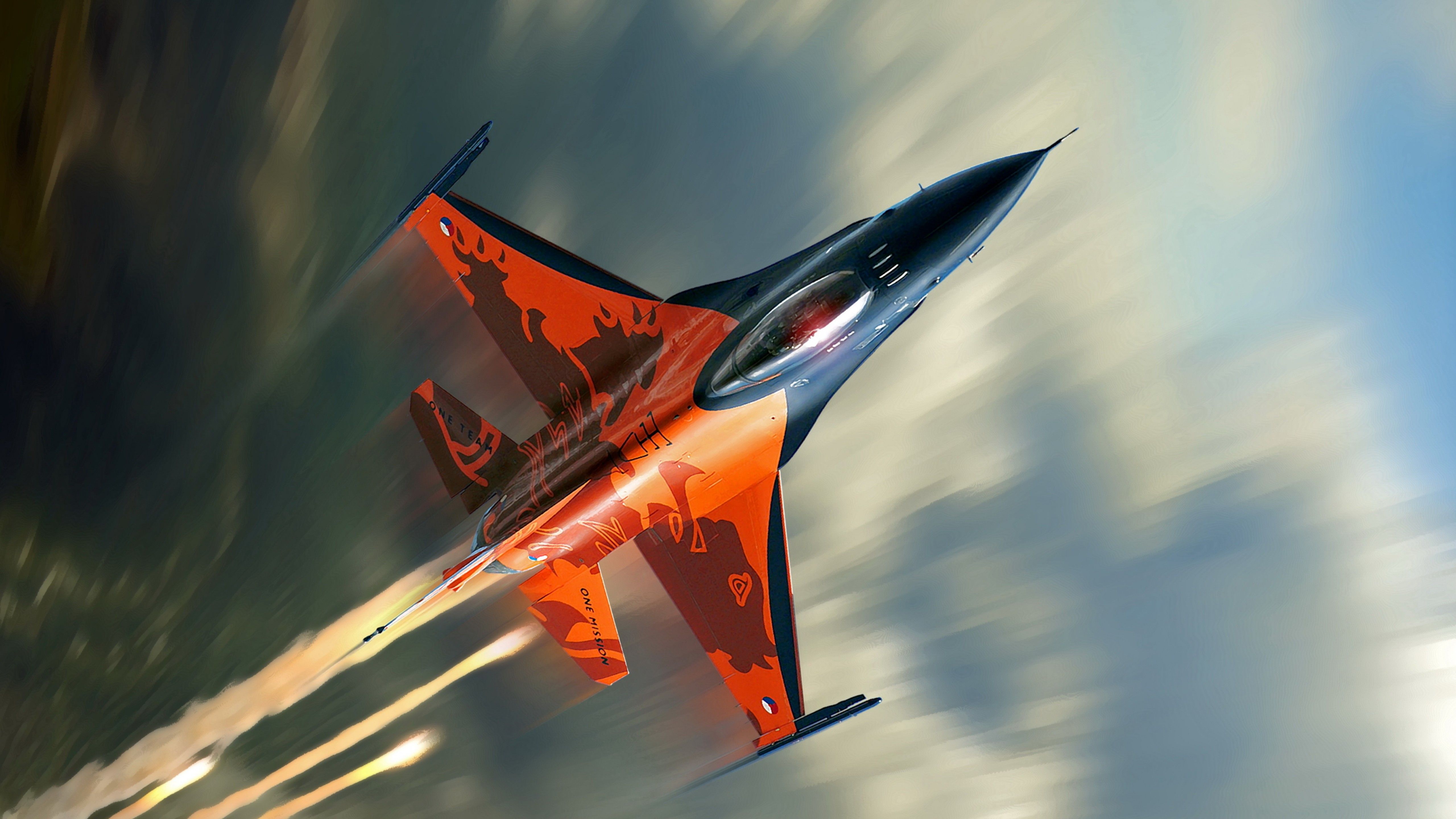 F-16 Falcon arancione in volo, 5120x2880 4K Ultra HD, Smart TV 4K