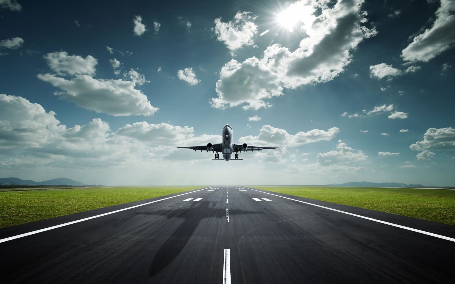 Aereo in decollo su pista, 1920x1200 Full HD+, PC