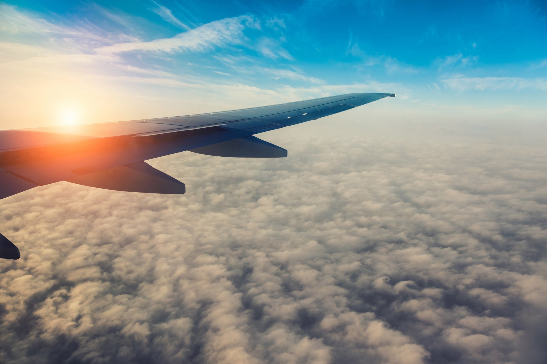 Ala aereo sopra nuvole, 1920x1280 Full HD+ WUXGA, Desktop