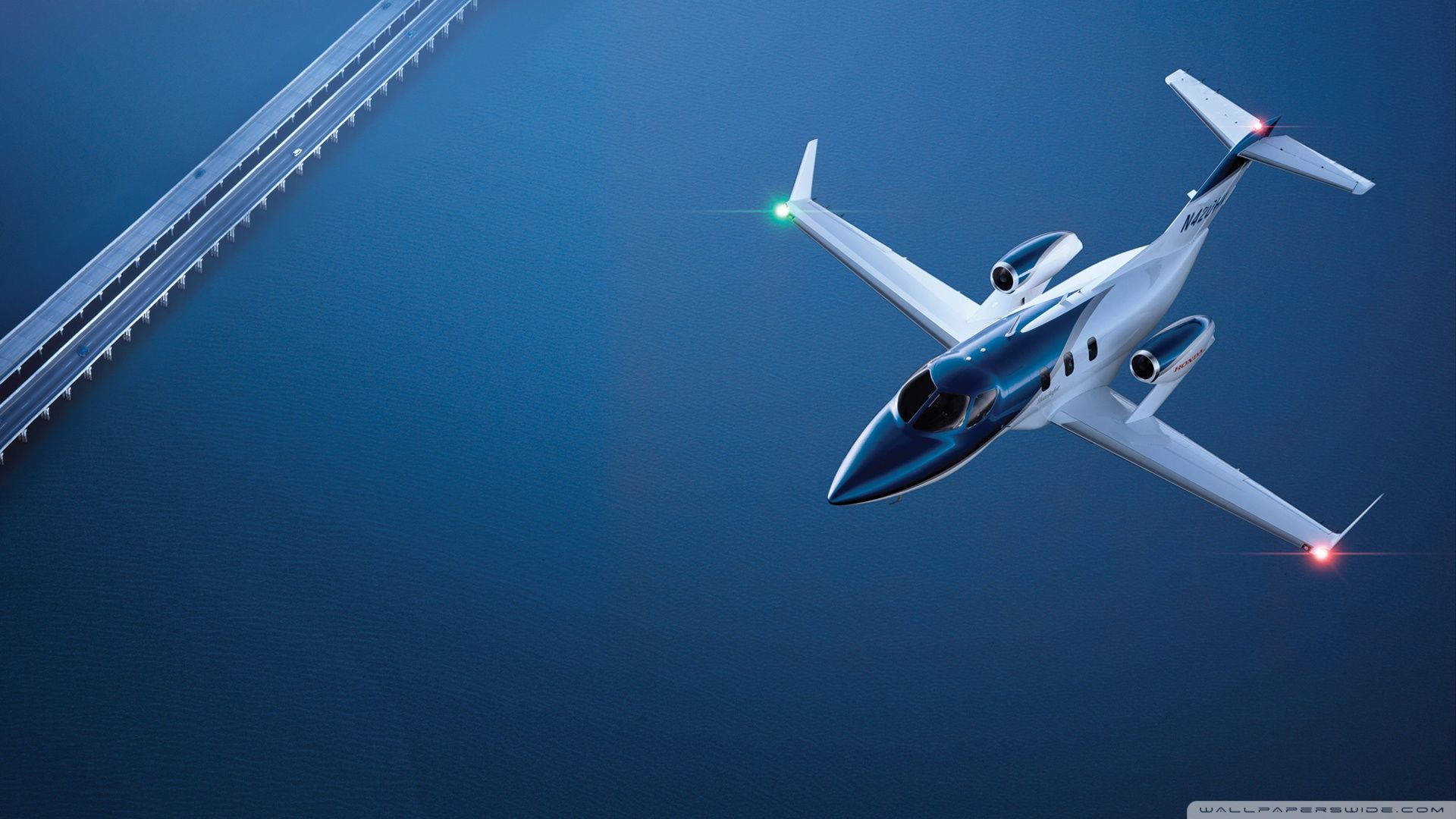 HondaJet in volo, sfondo blu, 1920x1080 Full HD, Laptop
