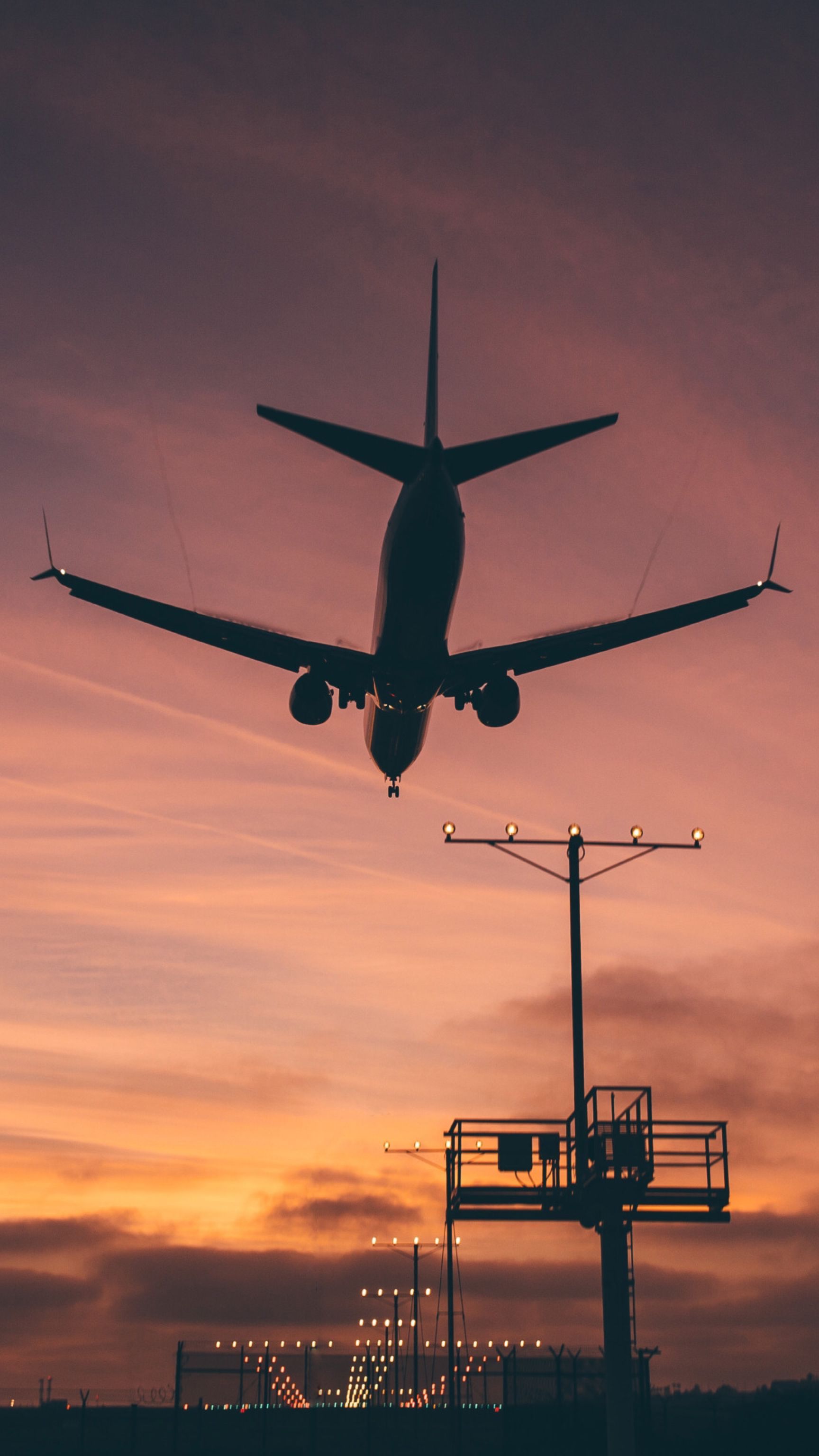 Aereo in decollo al tramonto, 1728x3072 Full HD Verticale, Samsung Galaxy