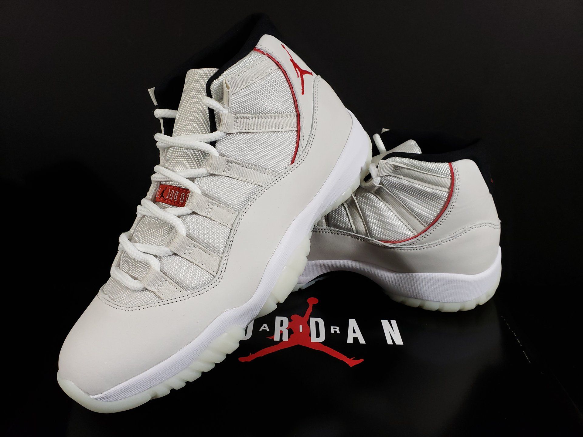 Air Jordan 11 bianca argento, 1920x1440 Full HD+, PC