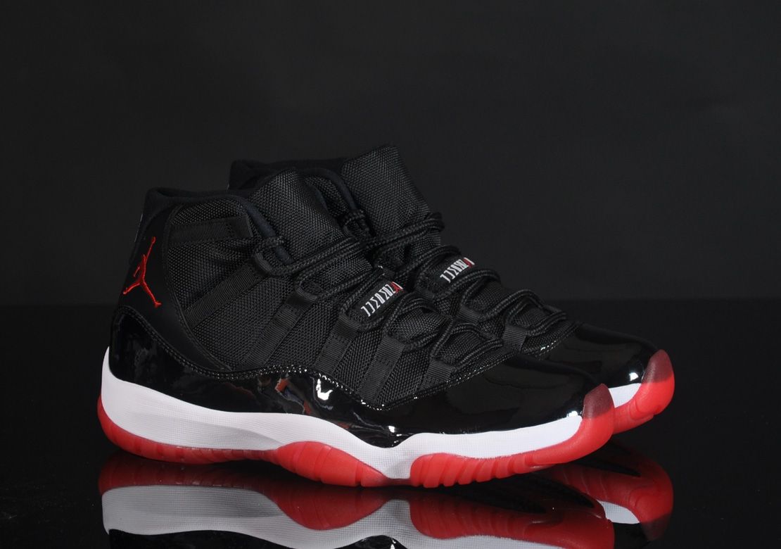 Sneaker Air Jordan 11 nera, 1110x780 HD, PC Desktop