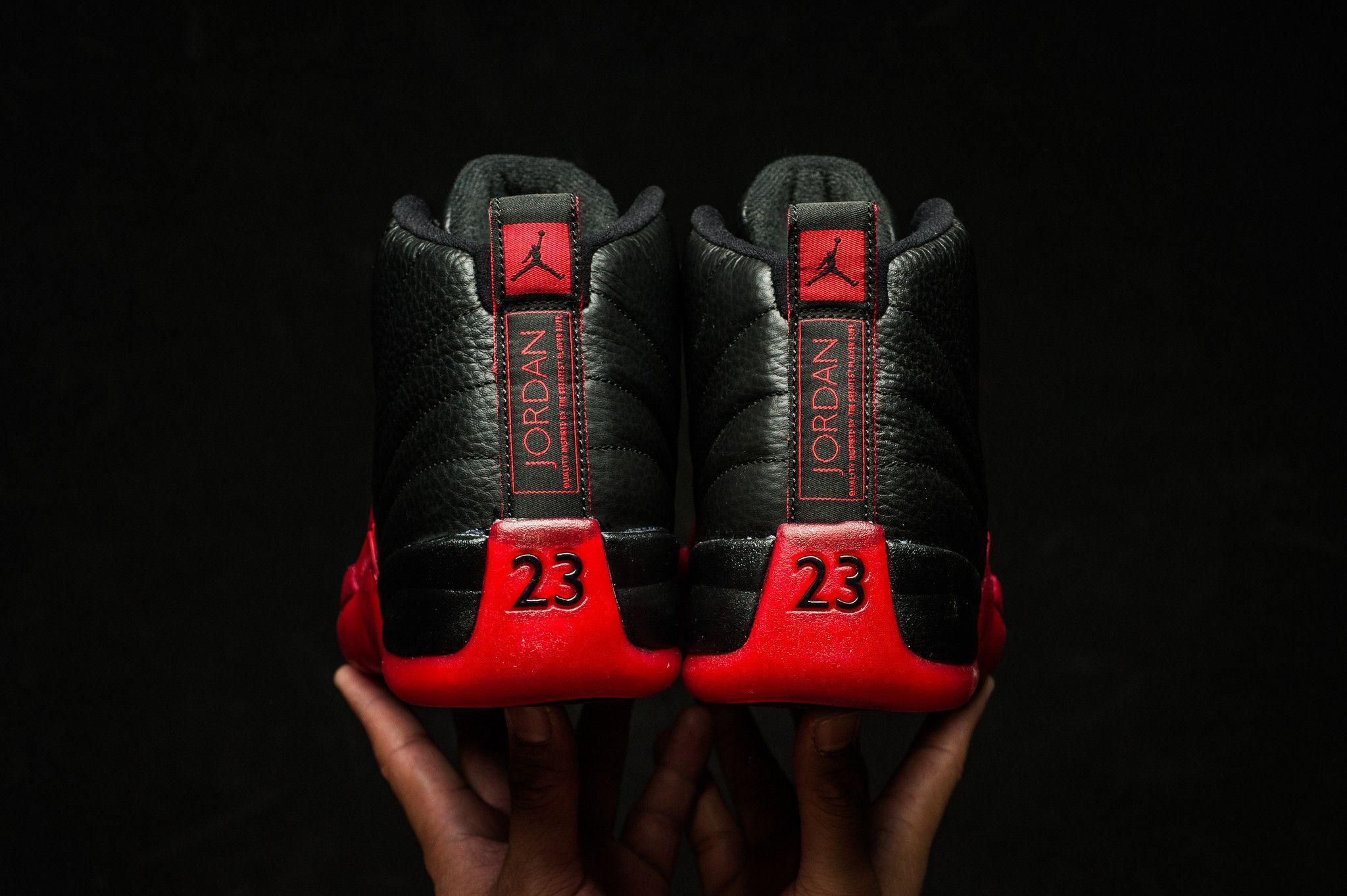 Air Jordan 12 nero rosso, 2048x1363 alta risoluzione, Desktop