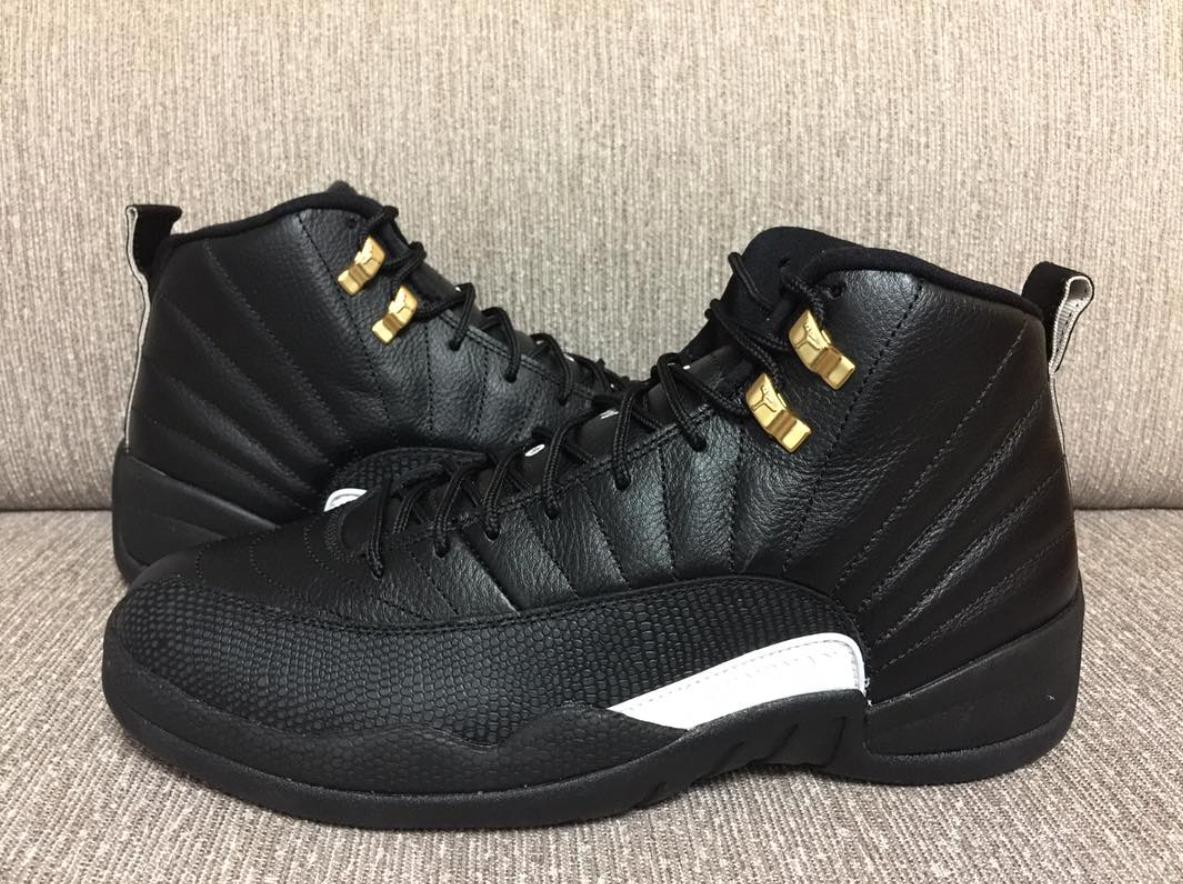 Air Jordan 12 nere e oro, 1183x884 HD, Desktop