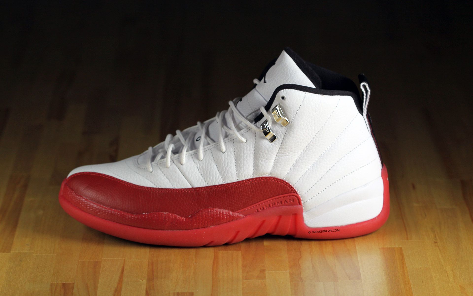 Air Jordan 12 bianca rossa, 1920x1200 Full HD+, Desktop