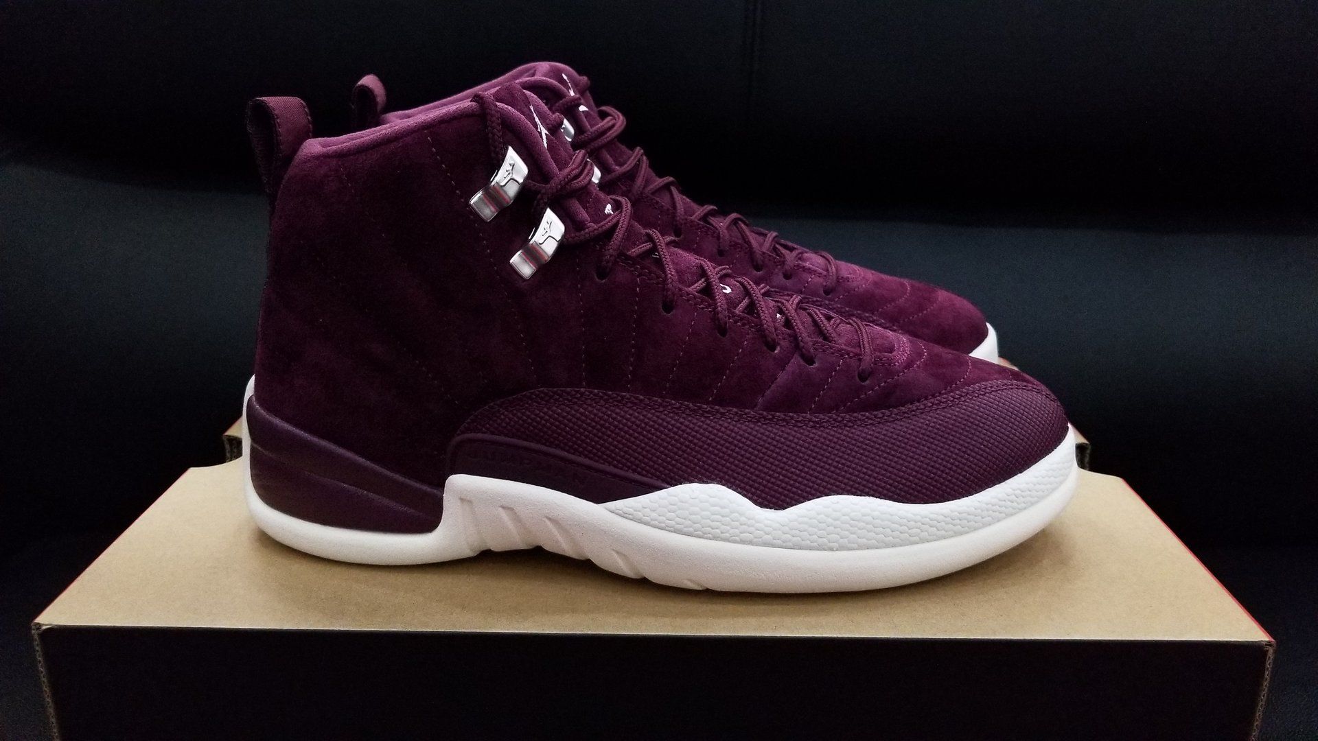 Air Jordan 12 bordeaux, 1920x1080 1080p, Laptop