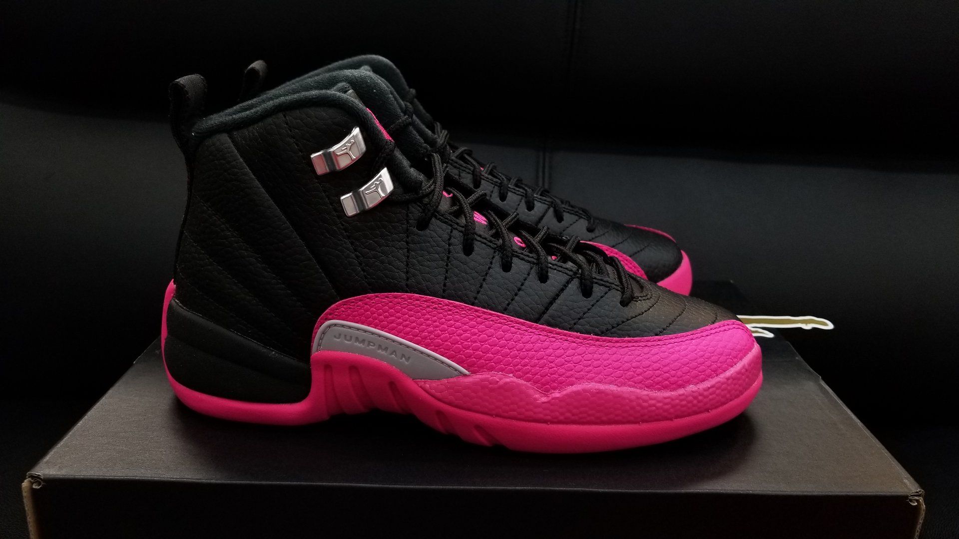 Air Jordan 12 nera rosa, 1920x1080 Full HD, Desktop