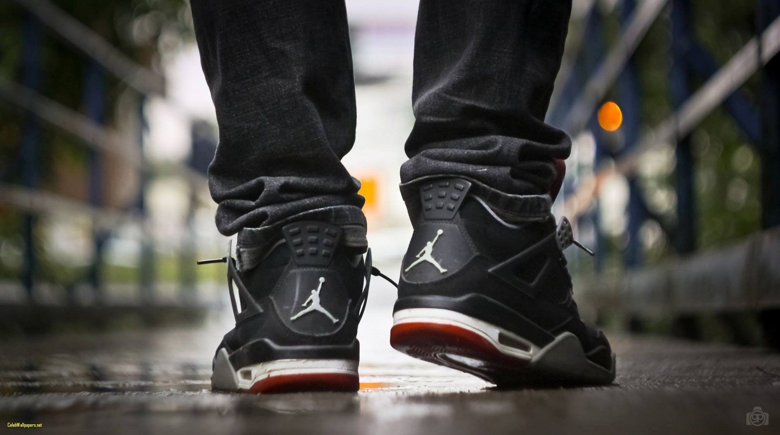 Sneaker Air Jordan 4 nere, 1600x892 HD, PC