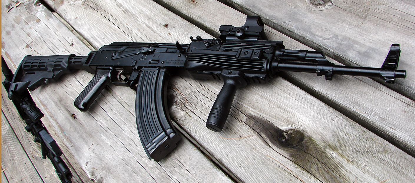 Fucile AK-47 e caricatori, 1920x1080 1080p, Desktop