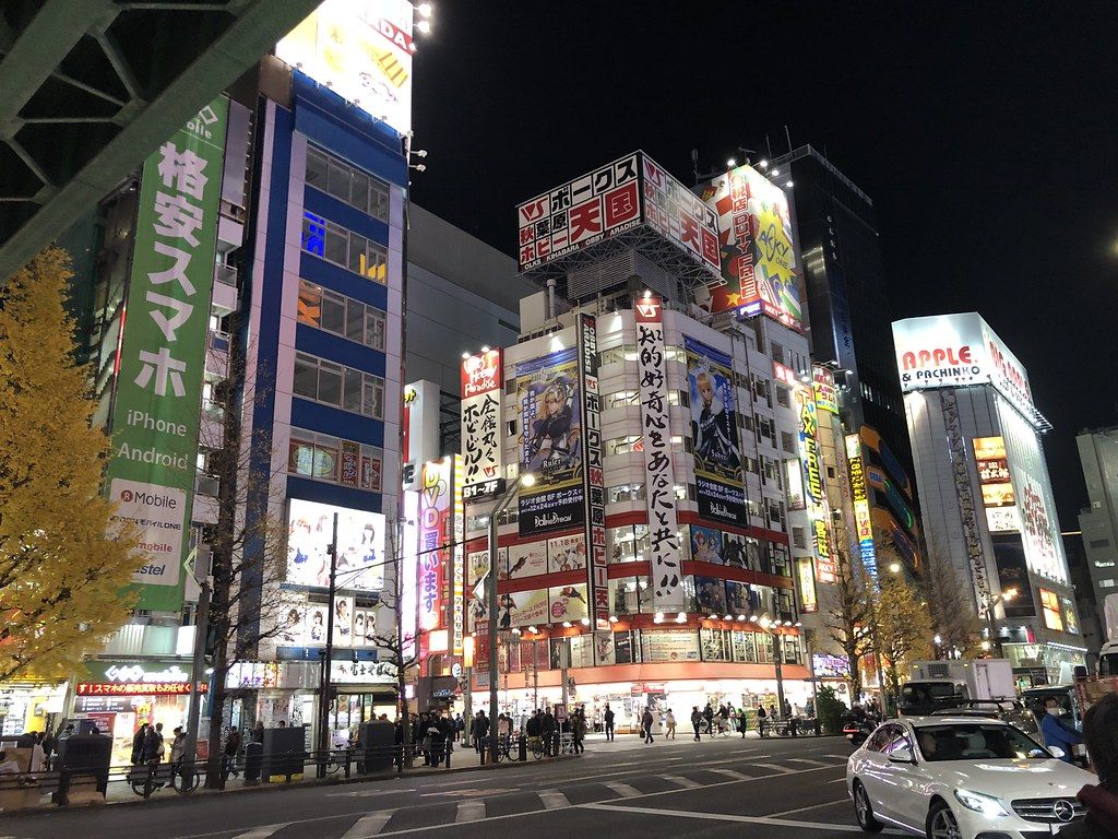 Akihabara di giorno, strada trafficata, 1920x1080 1080p, Desktop