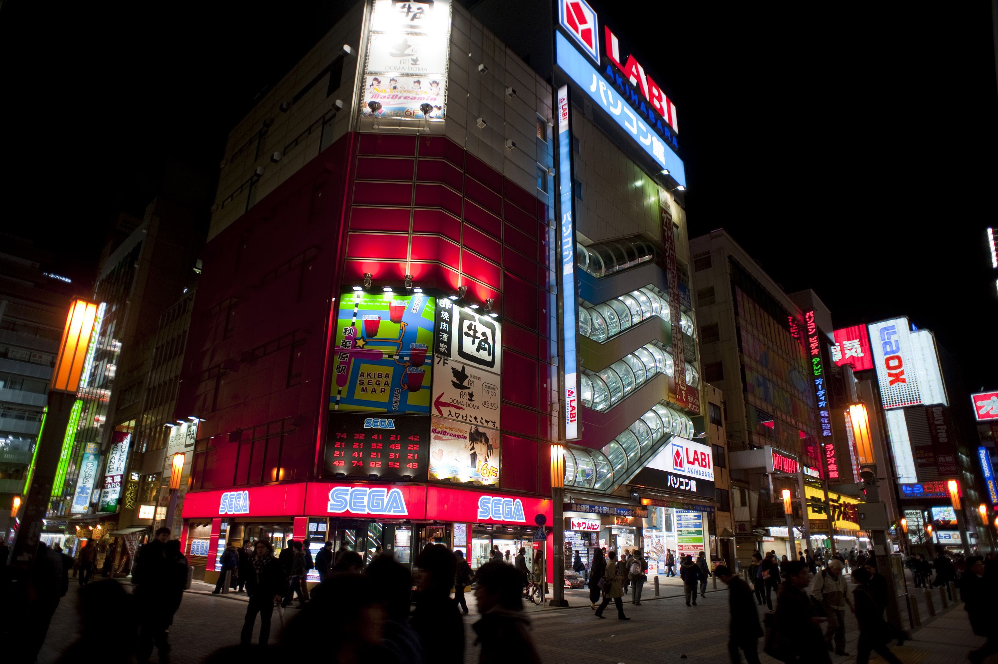 Akihabara di notte, insegne luminose, 3200x2129 WQXGA, Desktop
