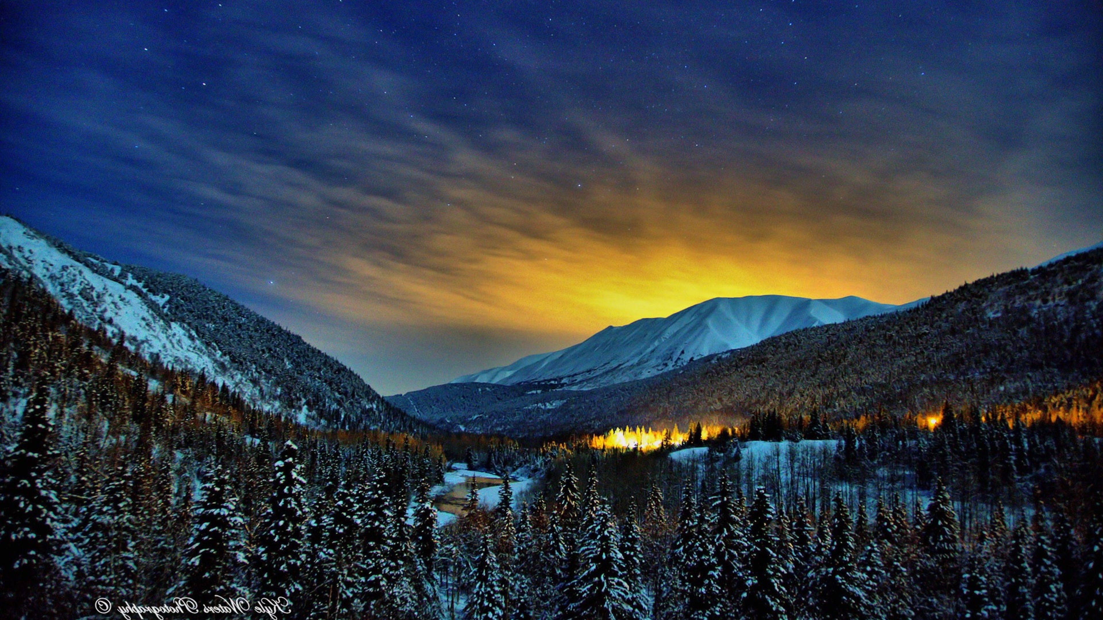 Montagne innevate al tramonto, 3840x2160 Ultra HD, 4K TV