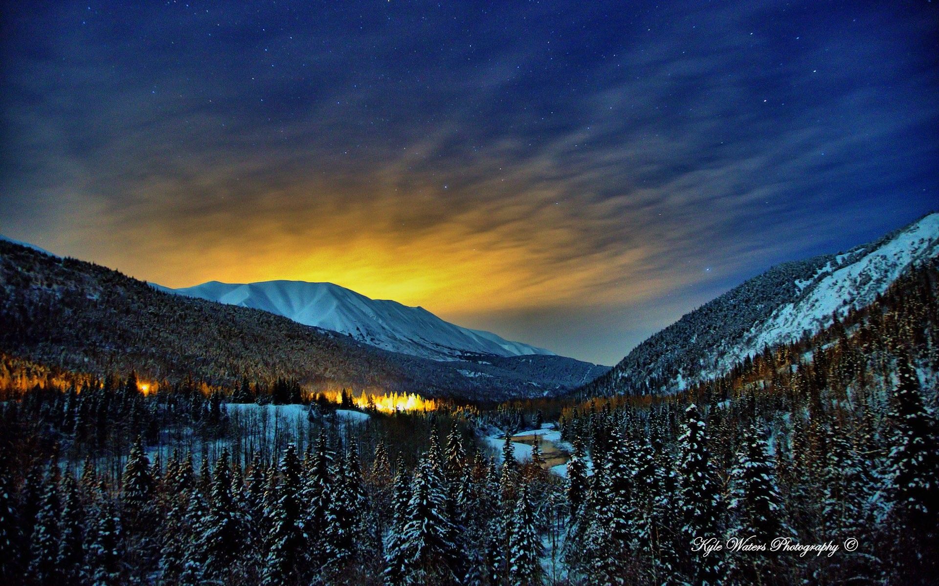 Montagne innevate al crepuscolo, 1920x1200 Full HD+, Desktop