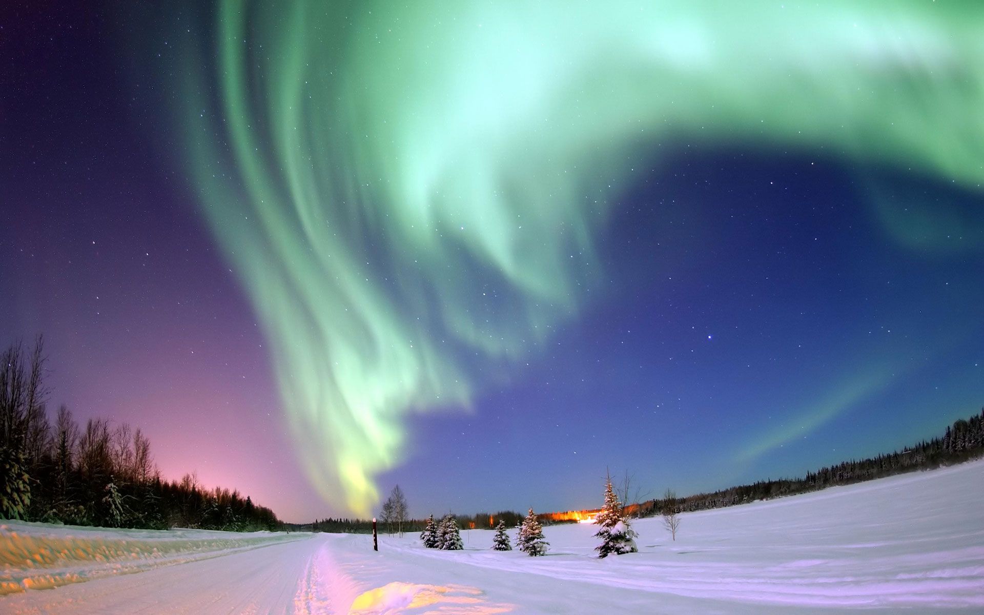 Aurora boreale paesaggio innevato, 1920x1200 Full HD+ WUXGA, Desktop