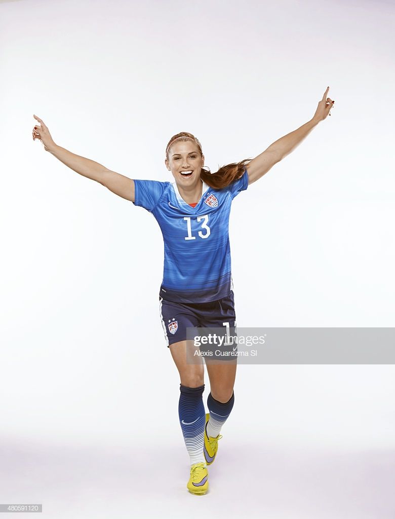 Calciatrice USA maglia numero 13, 780x1024 Verticale, Telefono