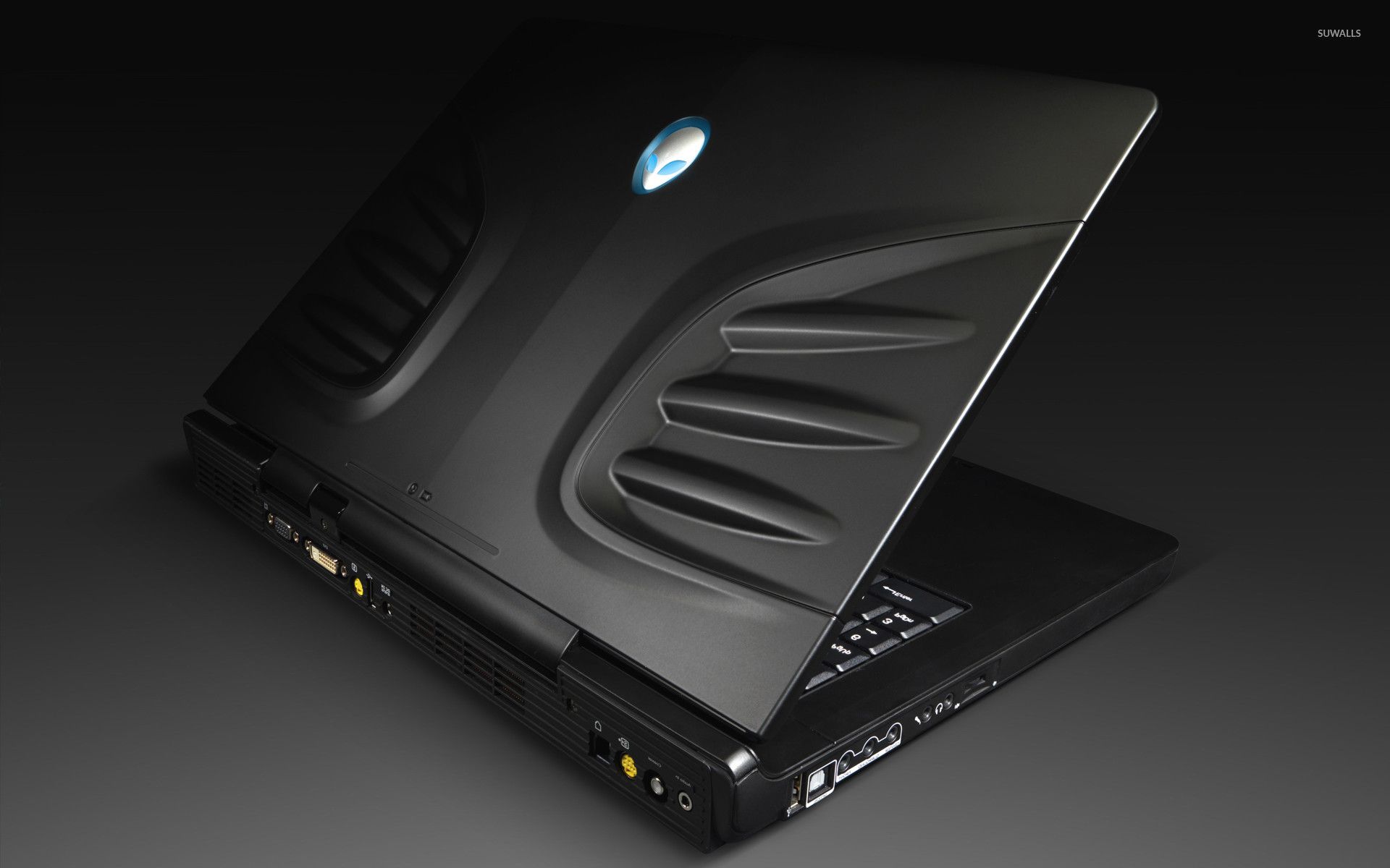 Soldato con maschera e fucile, 3840x2160 4K Ultra HD, Monitor 4K