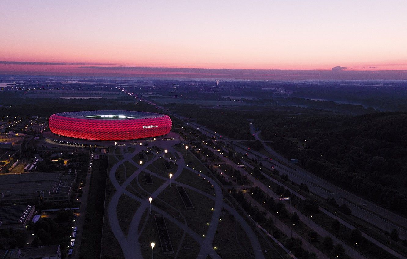 Allianz Arena vista aerea notturna, 1332x850 720p, PC