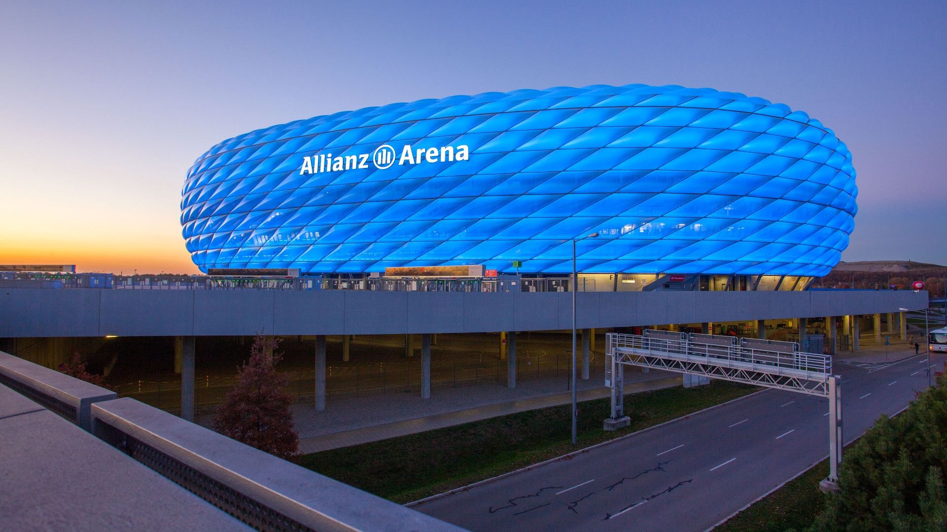 Allianz Arena stadio blu, 1920x1080 Full HD, PC