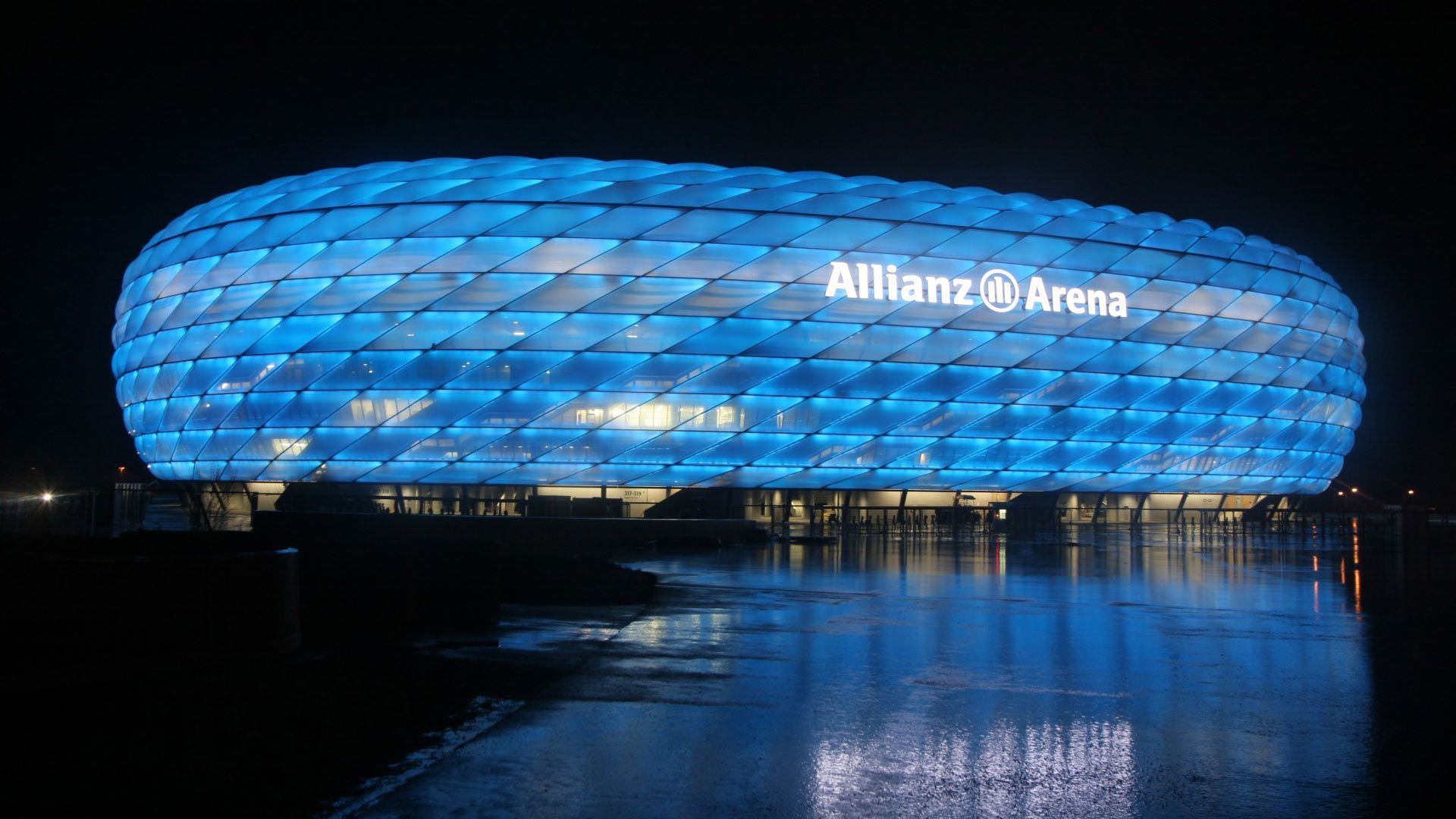 Allianz Arena illuminata notte, 1920x1080 1080p, Laptop
