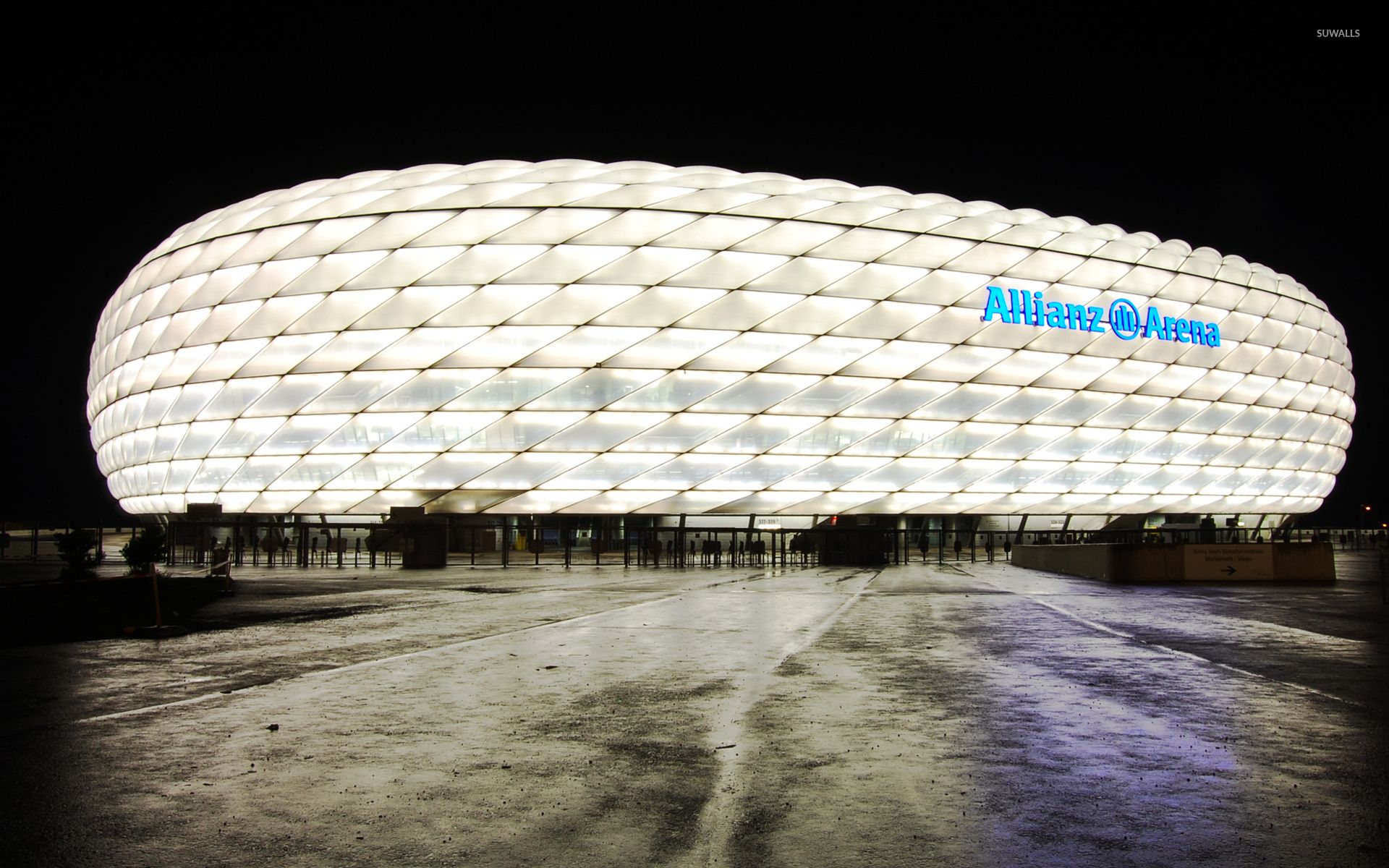 Allianz Arena stadio notturno, 1920x1200 Full HD+ WUXGA, Desktop