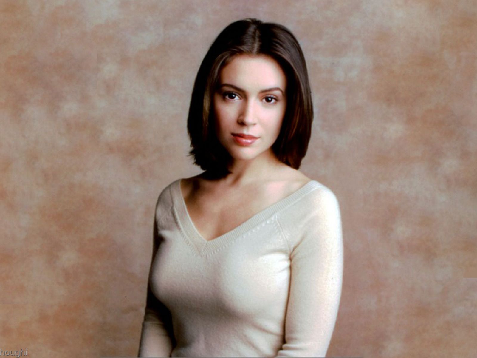 Alyssa Milano ritratto studio, 1600x1200 900p, PC
