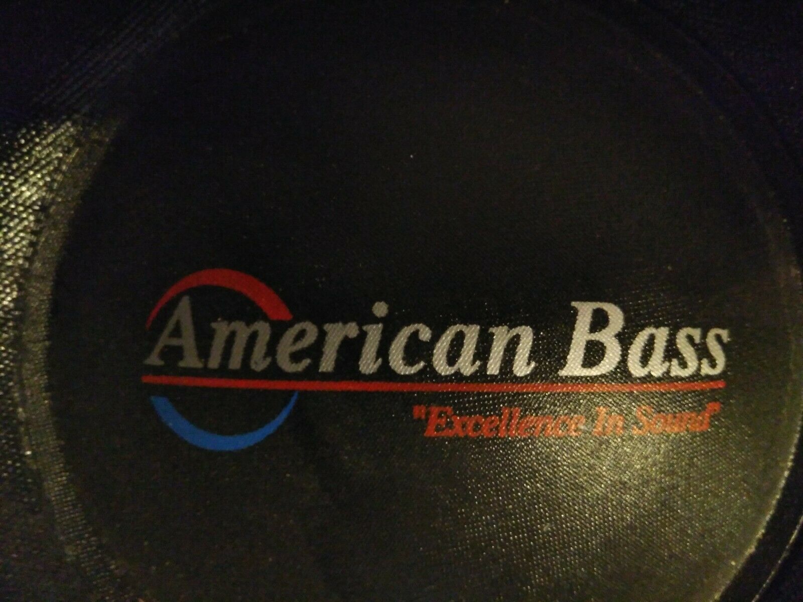 Altoparlante auto American Bass, 1600x1200 HD Ready, Laptop
