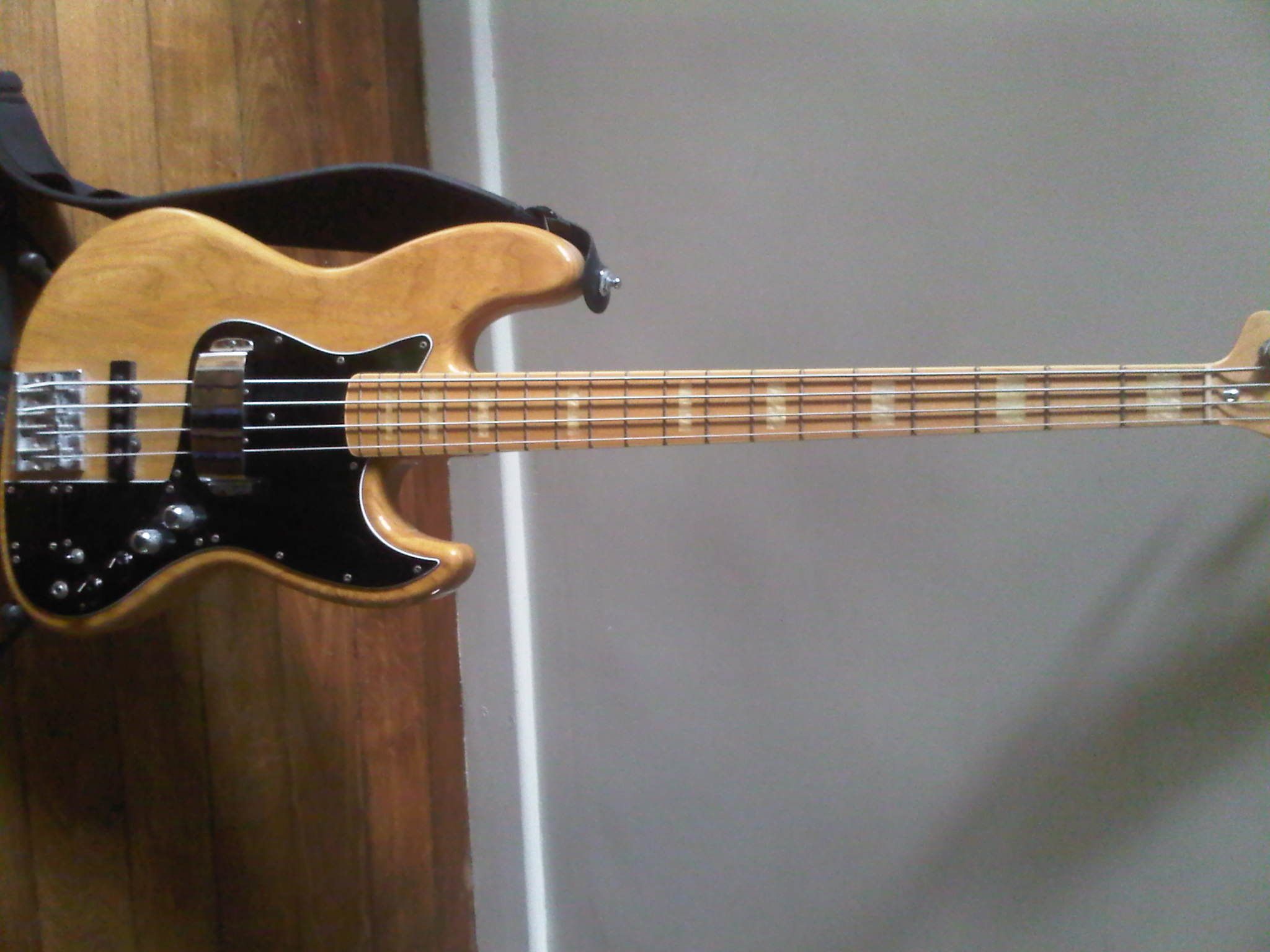 Basso Fender Jazz Bass legno, 2048x1536 2K, Desktop