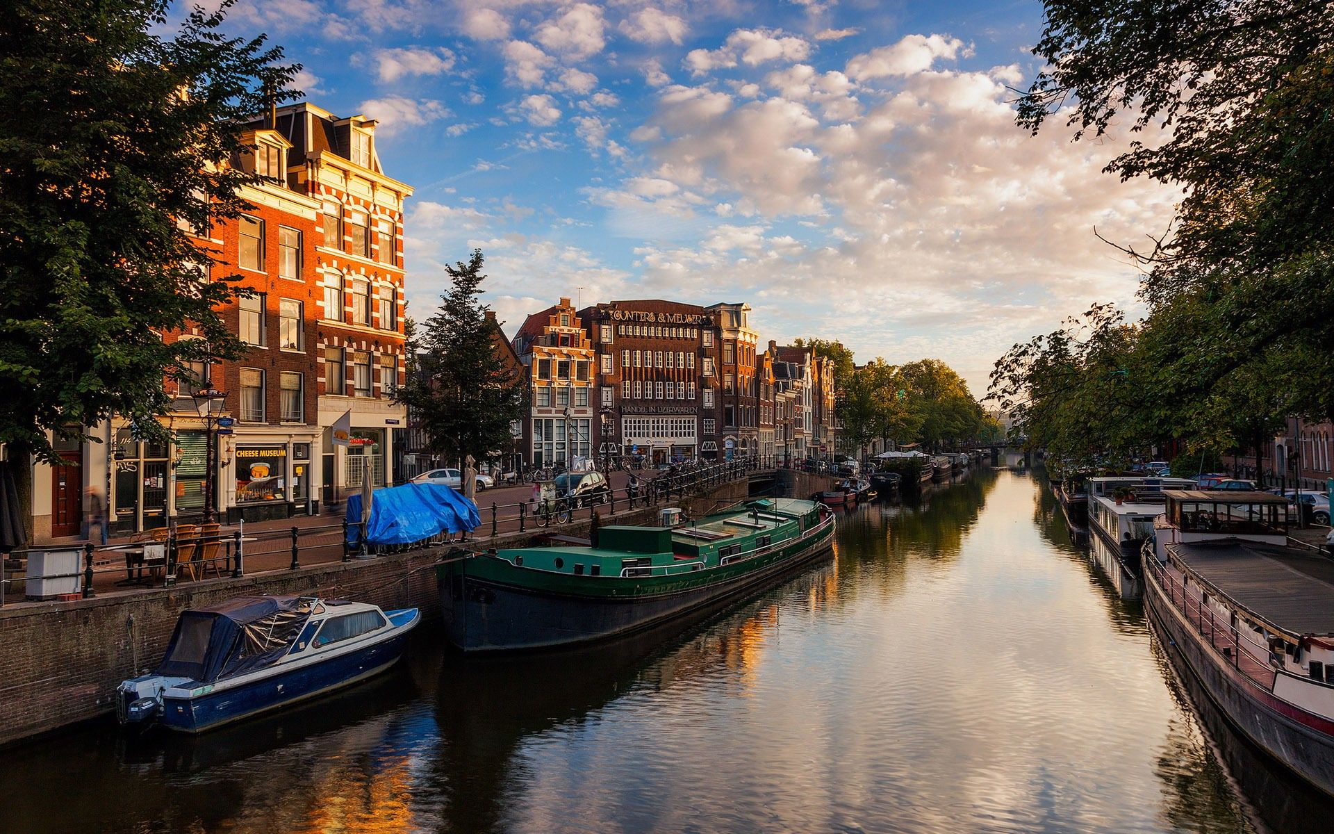 Canale di Amsterdam con barche, 1920x1200 WUXGA, Monitor Gaming