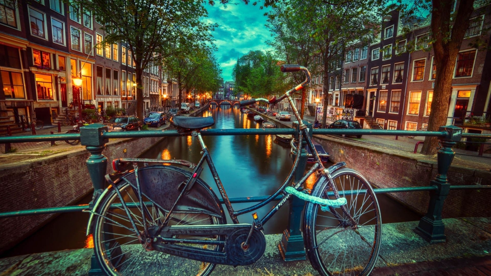 Bicicletta su ponte canale Amsterdam, 1920x1080 Full HD, PC