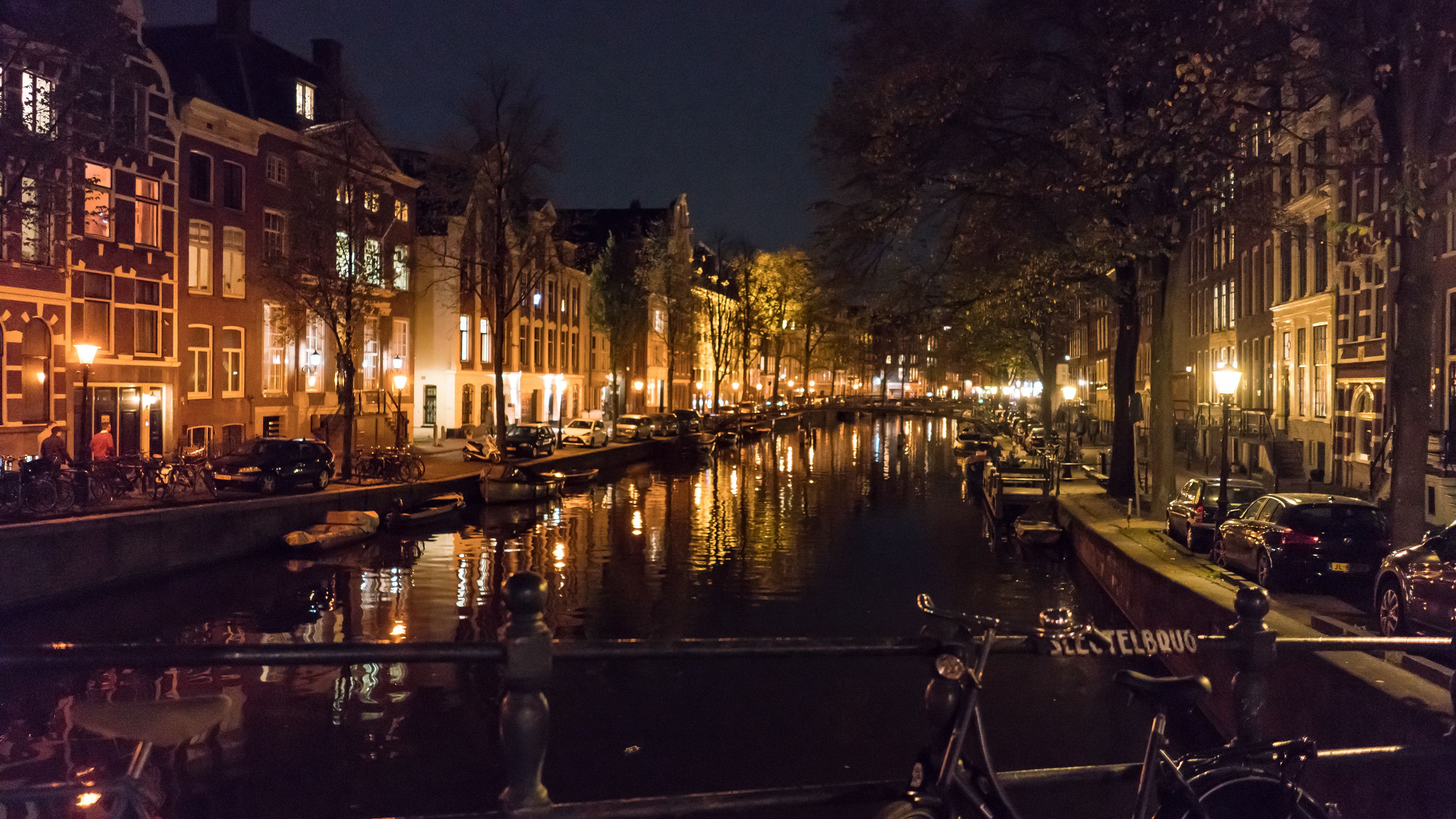 Canale di Amsterdam di notte, 3840x2160 4K, PC Desktop