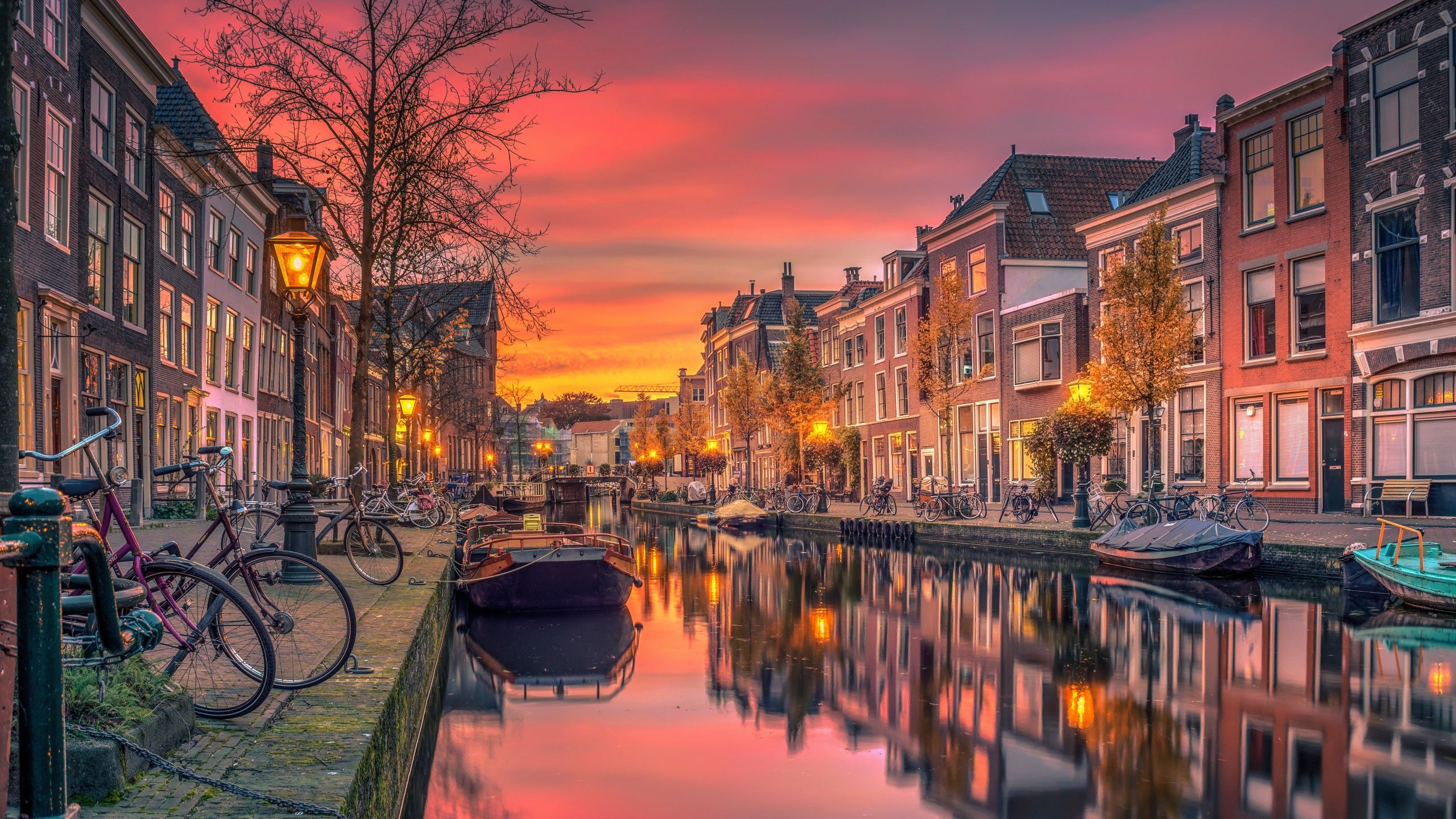 Canale Amsterdam al tramonto, Paesi Bassi, 2560x1440 2K, Desktop