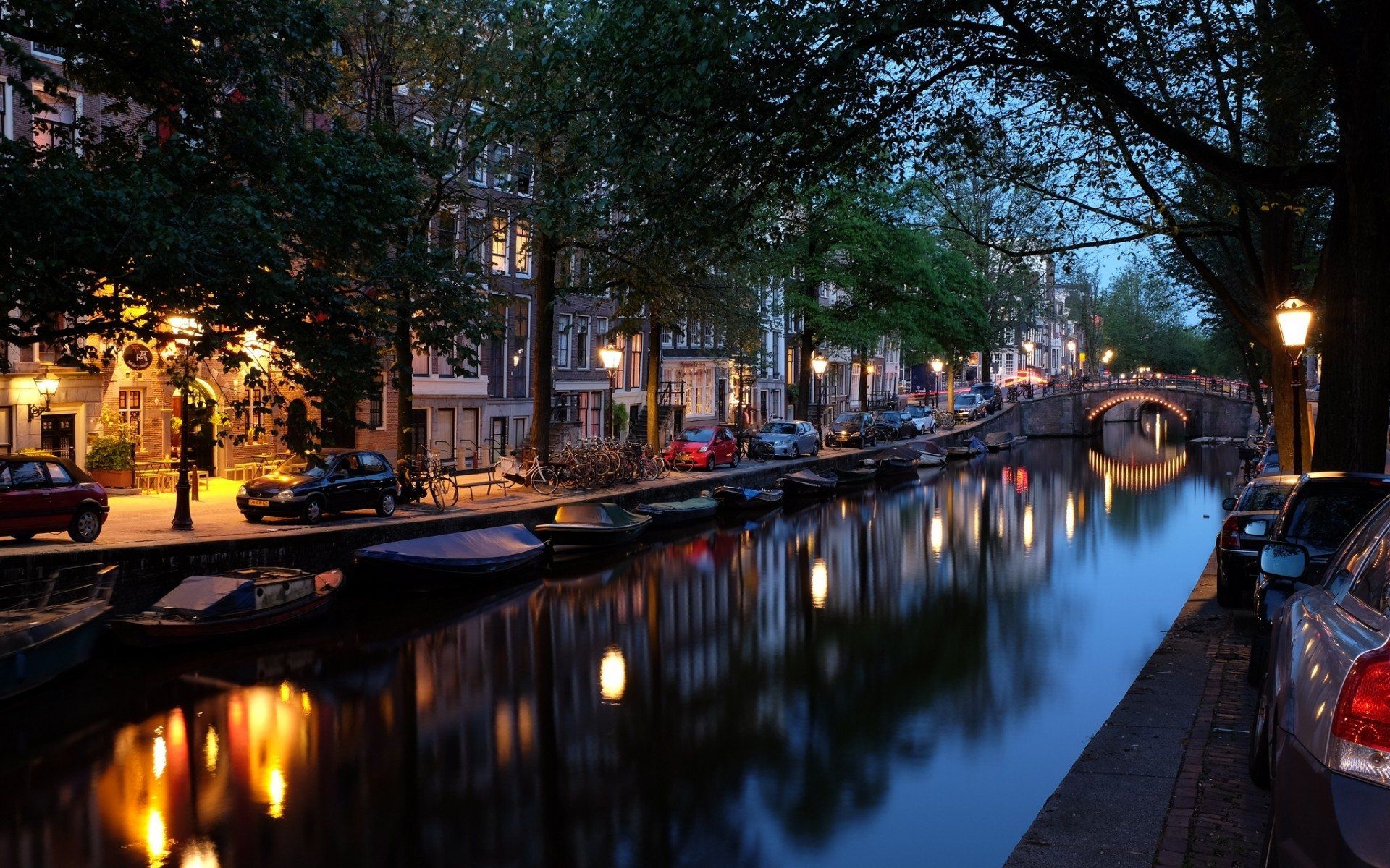 Canale di Amsterdam di sera, 1920x1200 Full HD+ WUXGA, Desktop