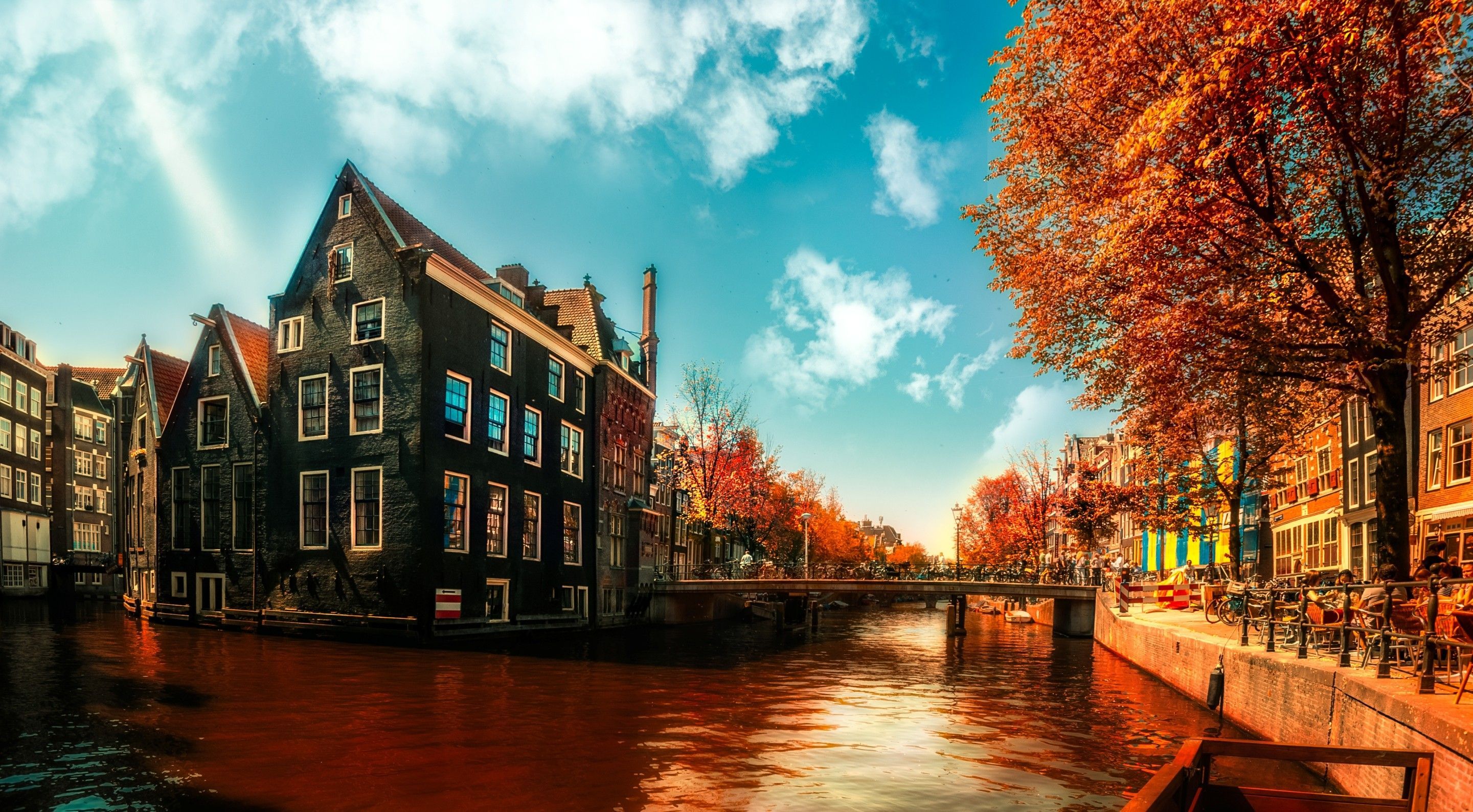 Canale Amsterdam autunno case, 2881x1589 QHD, Monitor Gaming