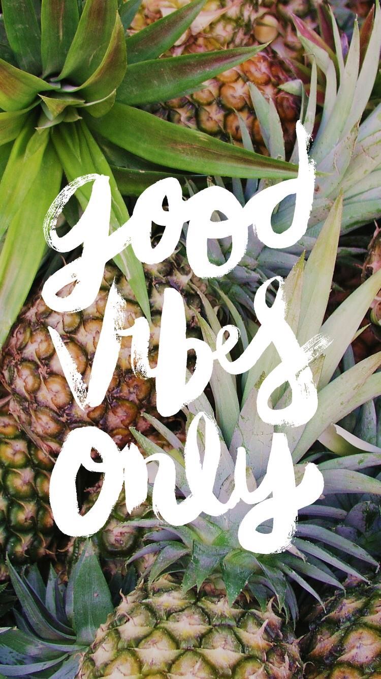 Ananas con scritta Good Vibes, 750x1334 Full HD Verticale, iPhone Plus